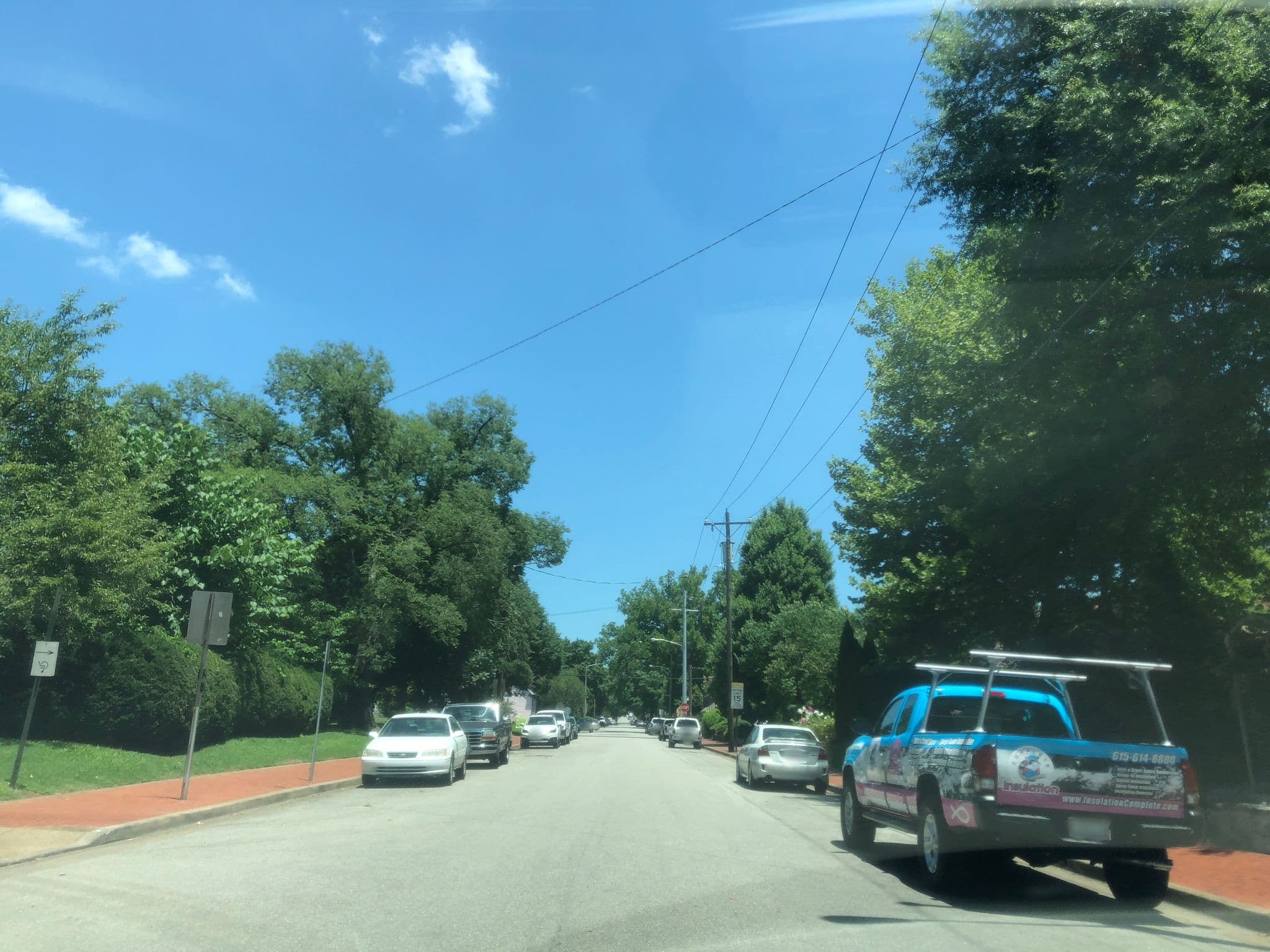Street view near The Big Bungalow B&B, Nashville — © maxmartilik (CC BY-SA · Mapillary)