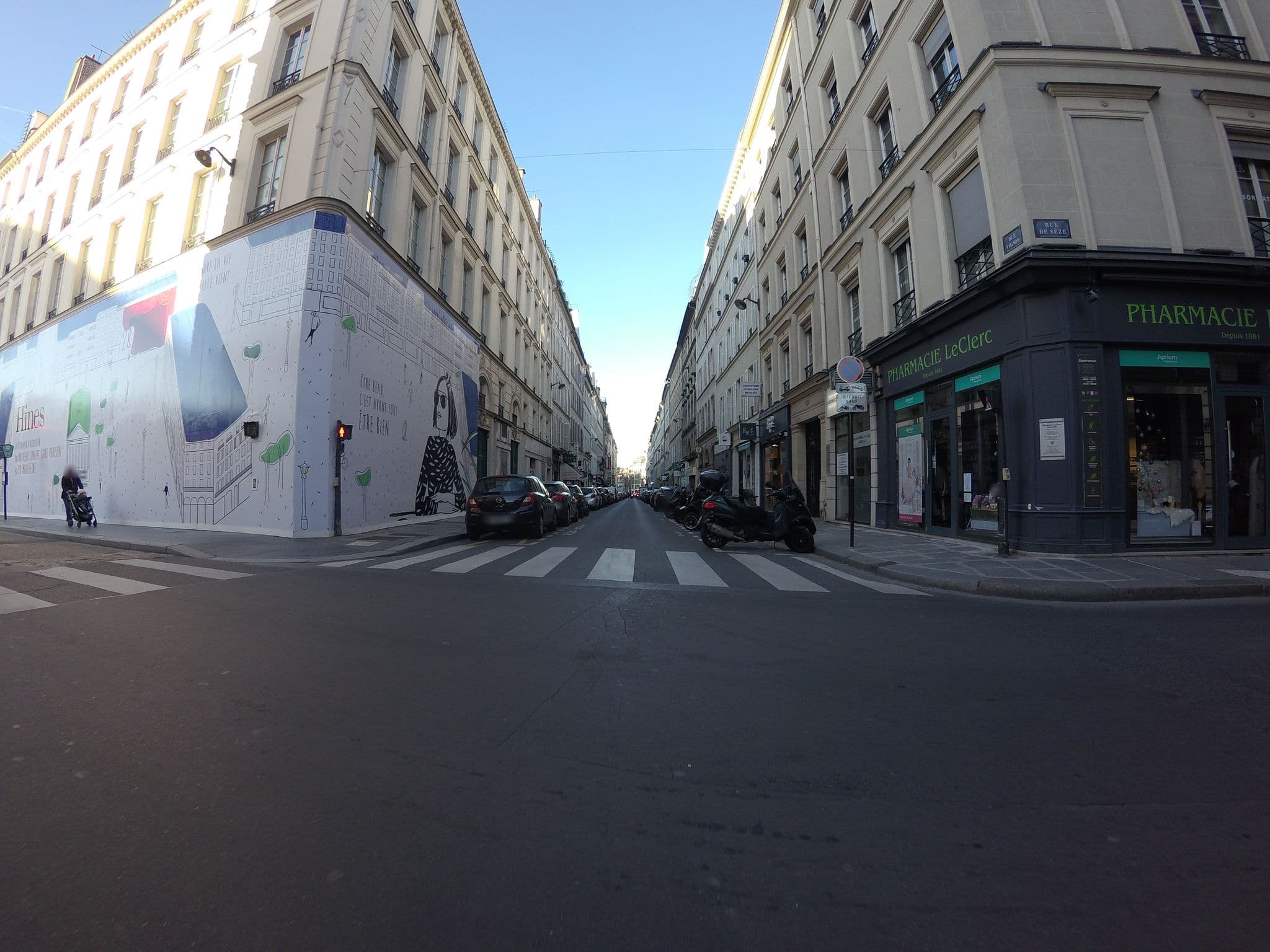 Street view near Hôtel de Sèze, Paris 08 Élysée