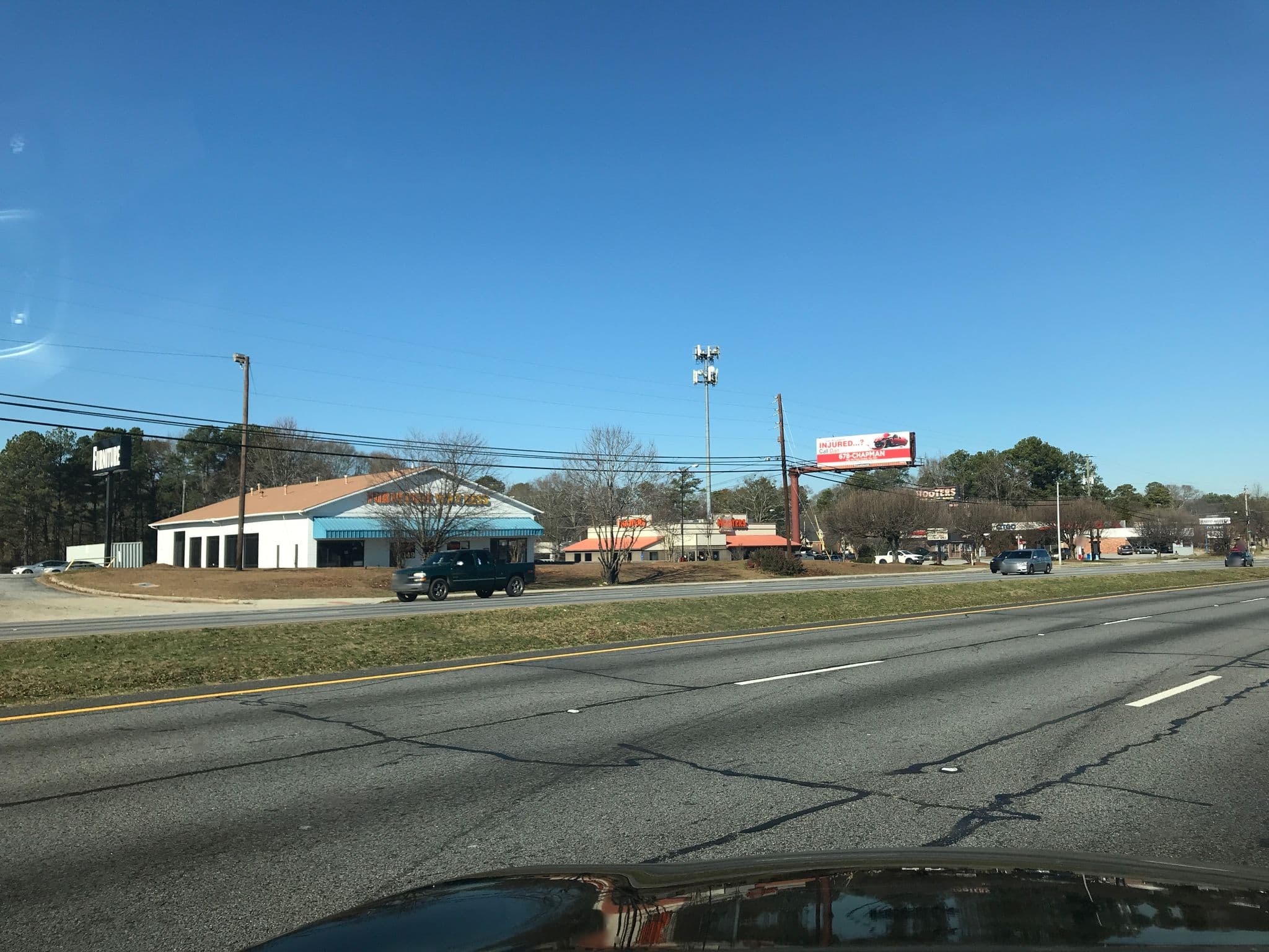 Street view near Howard Johnson Inn & Suites, Morrow — © mzdnae25 (CC BY-SA · Mapillary)