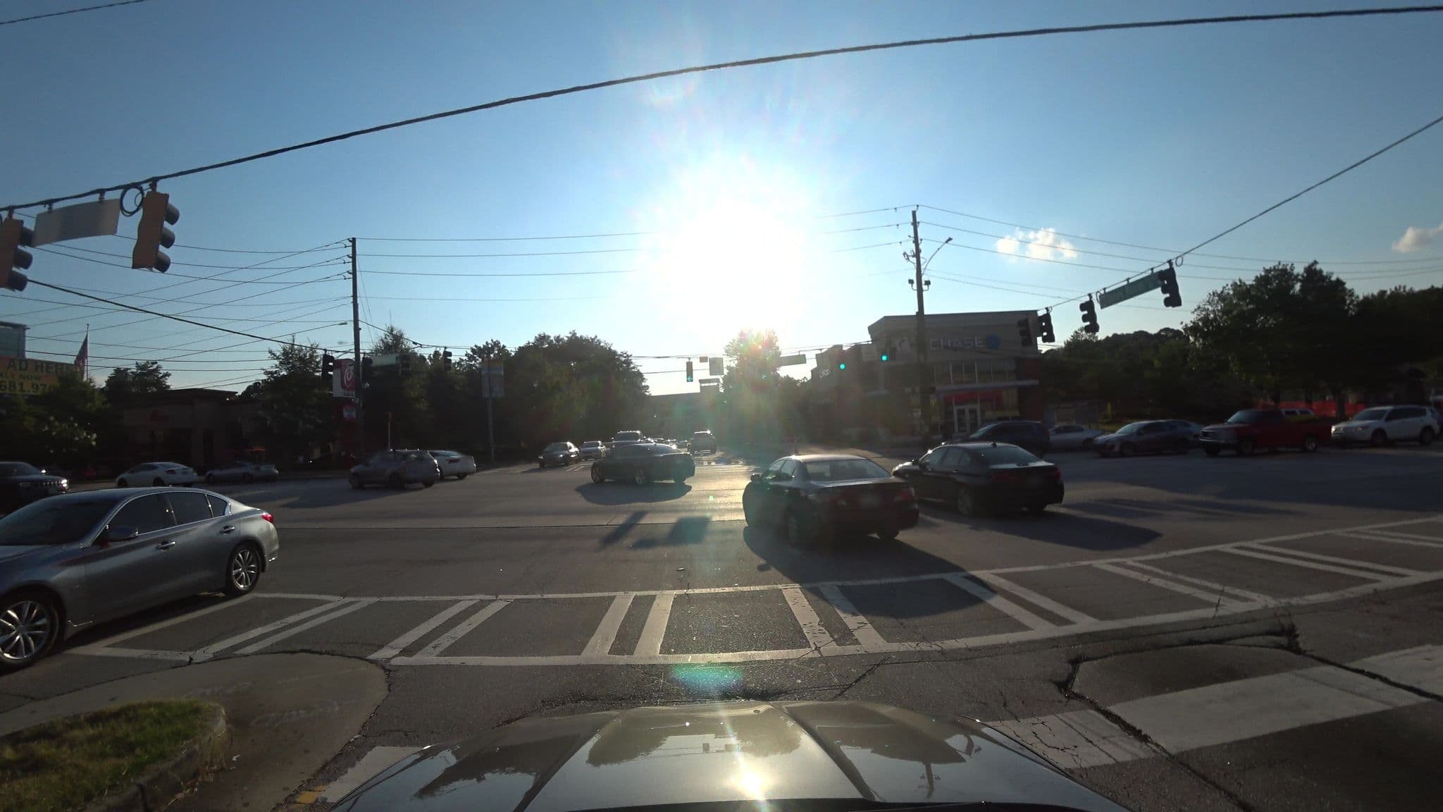 Street view near Wyndham Hotels & Resorts, Brookhaven — © lxmatl6 (CC BY-SA · Mapillary)
