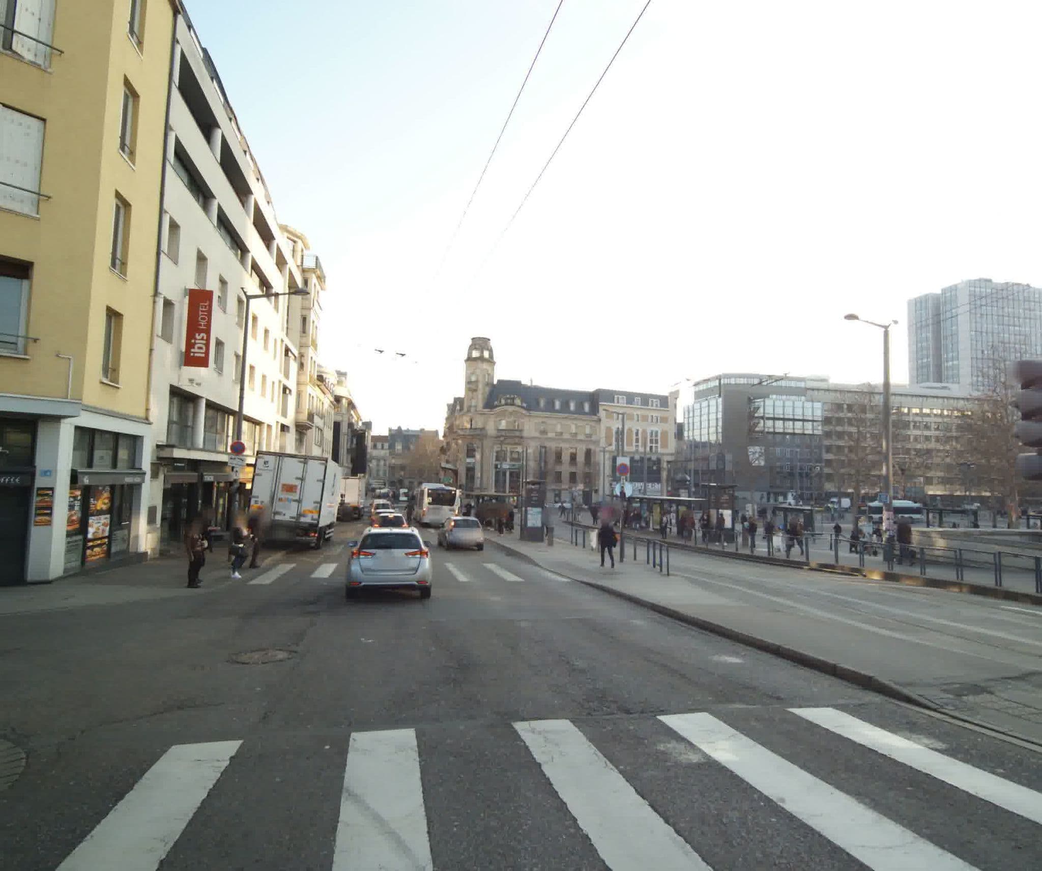 Street view near Ibis Nancy Centre Gare et Congrès, Nancy — © sogefi (CC BY-SA · Mapillary)