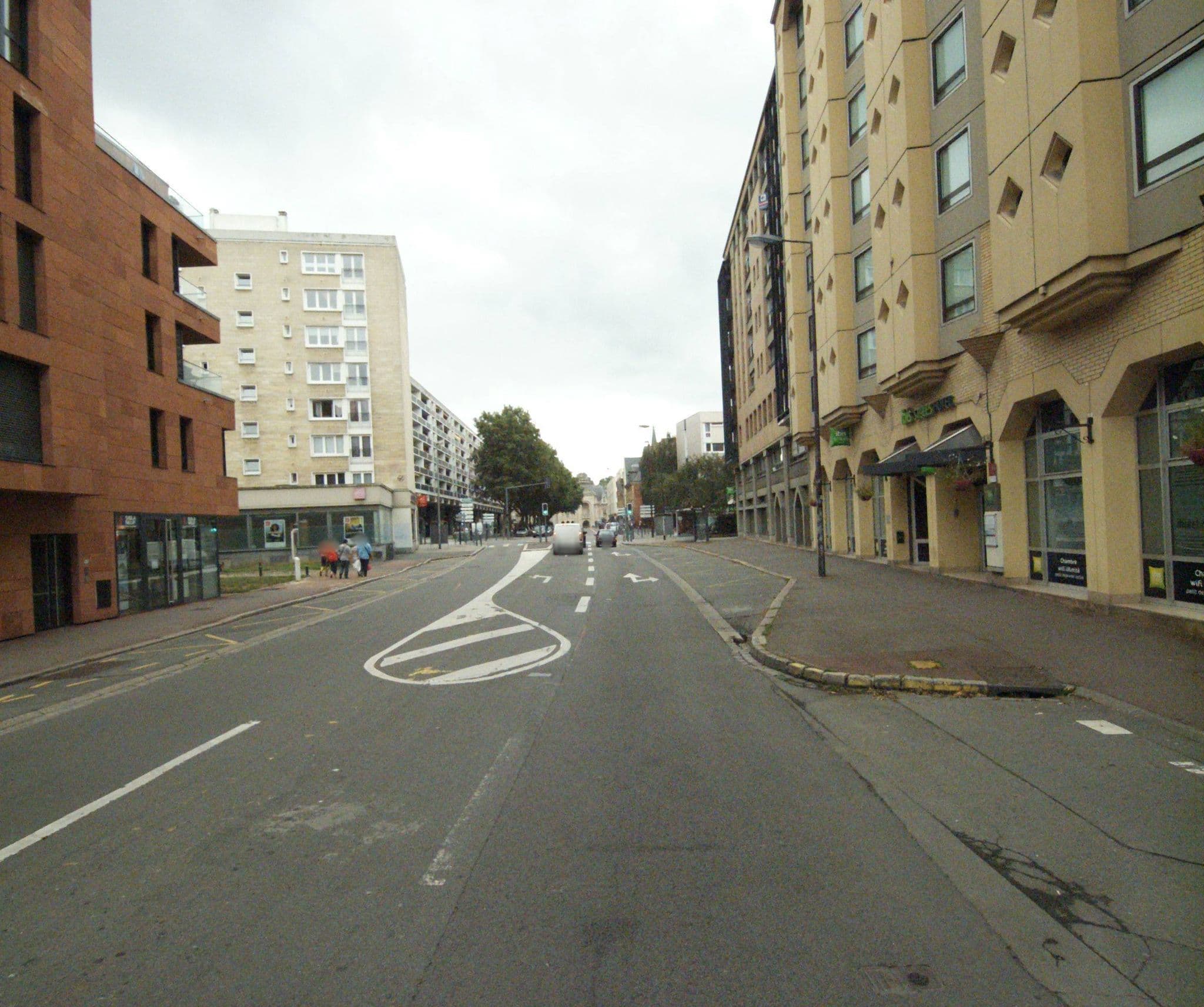 Street view near Ibis Styles, Lille — © immergismap (CC BY-SA · Mapillary)