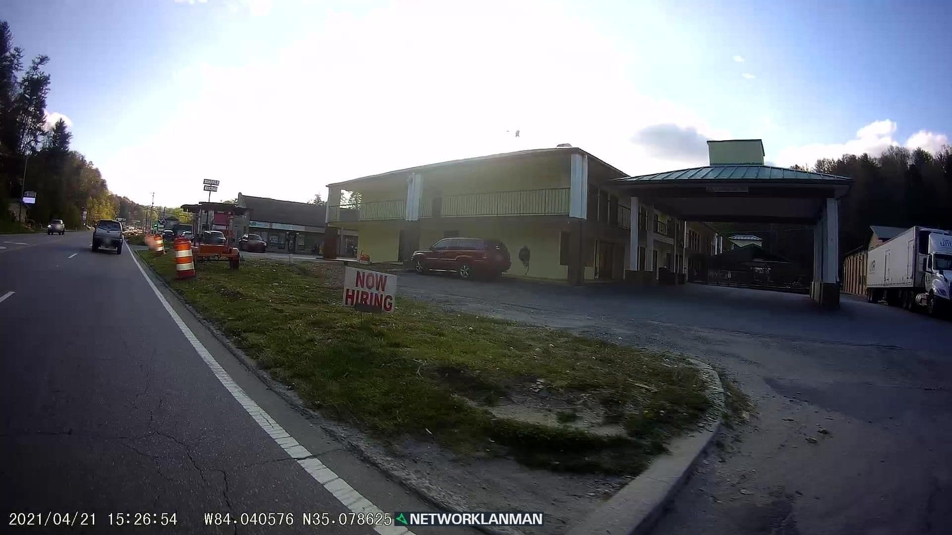 Street view near Comfort Inn, Young Harris — © networklanman (CC BY-SA · Mapillary)