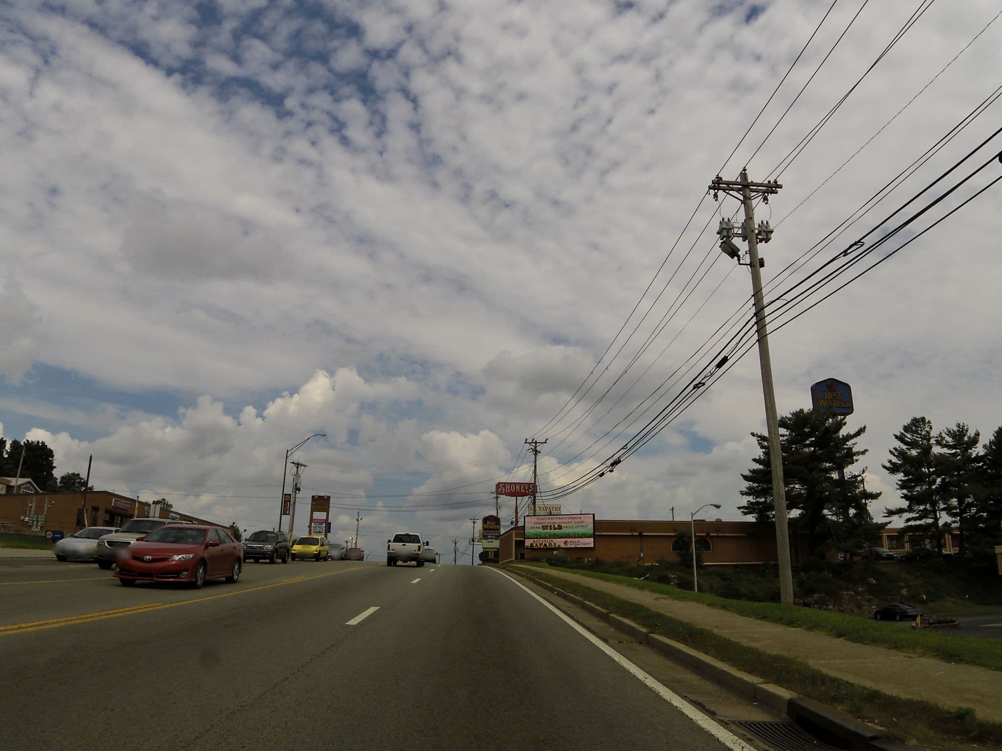 Street view near Wyndham Hotels & Resorts, Cookeville — © allen (CC BY-SA · Mapillary)
