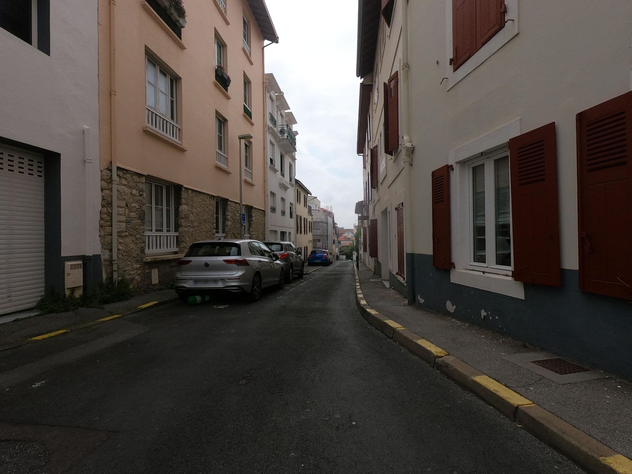 Street view near Le Bon coin, Biarritz — © txominh (CC BY-SA · Mapillary)
