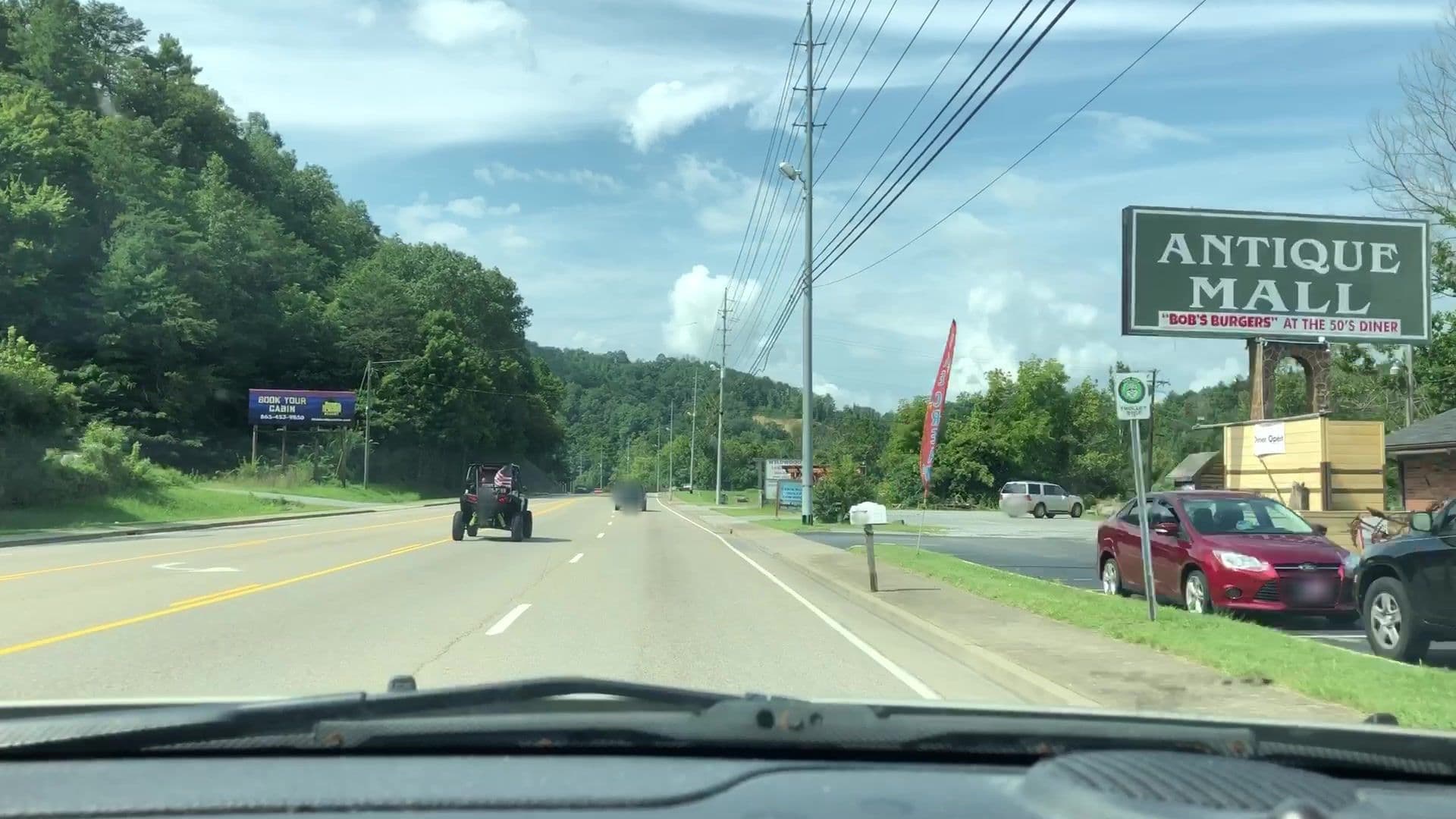 Street view near Wagon Wheel Rental Cabin by Cabin Fever Vacations, Pigeon Forge — © lvl5 (CC BY-SA · Mapillary)