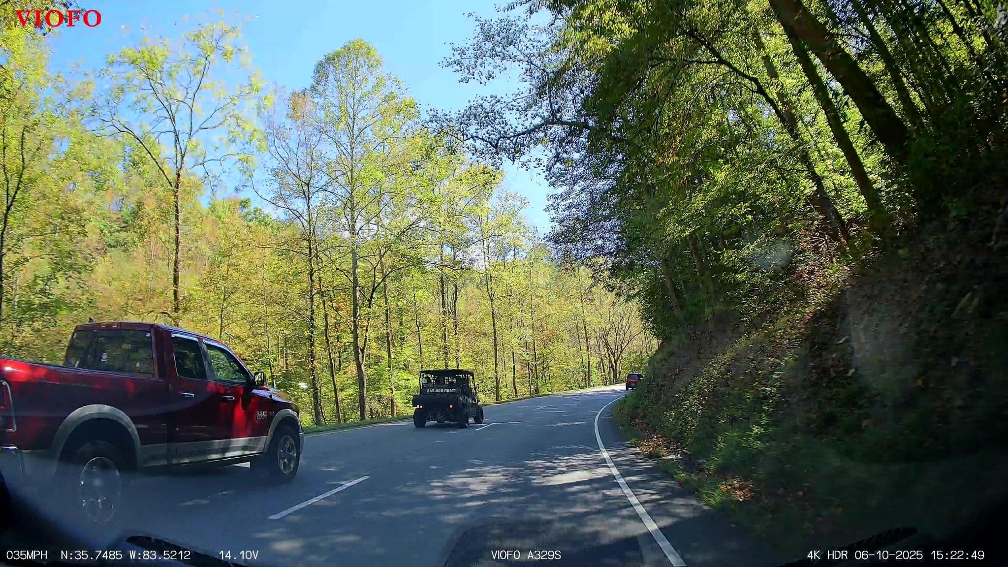 Street view near Cabin on the Smokies, Gatlinburg — © DriveWithHoang (CC BY-SA · Mapillary)