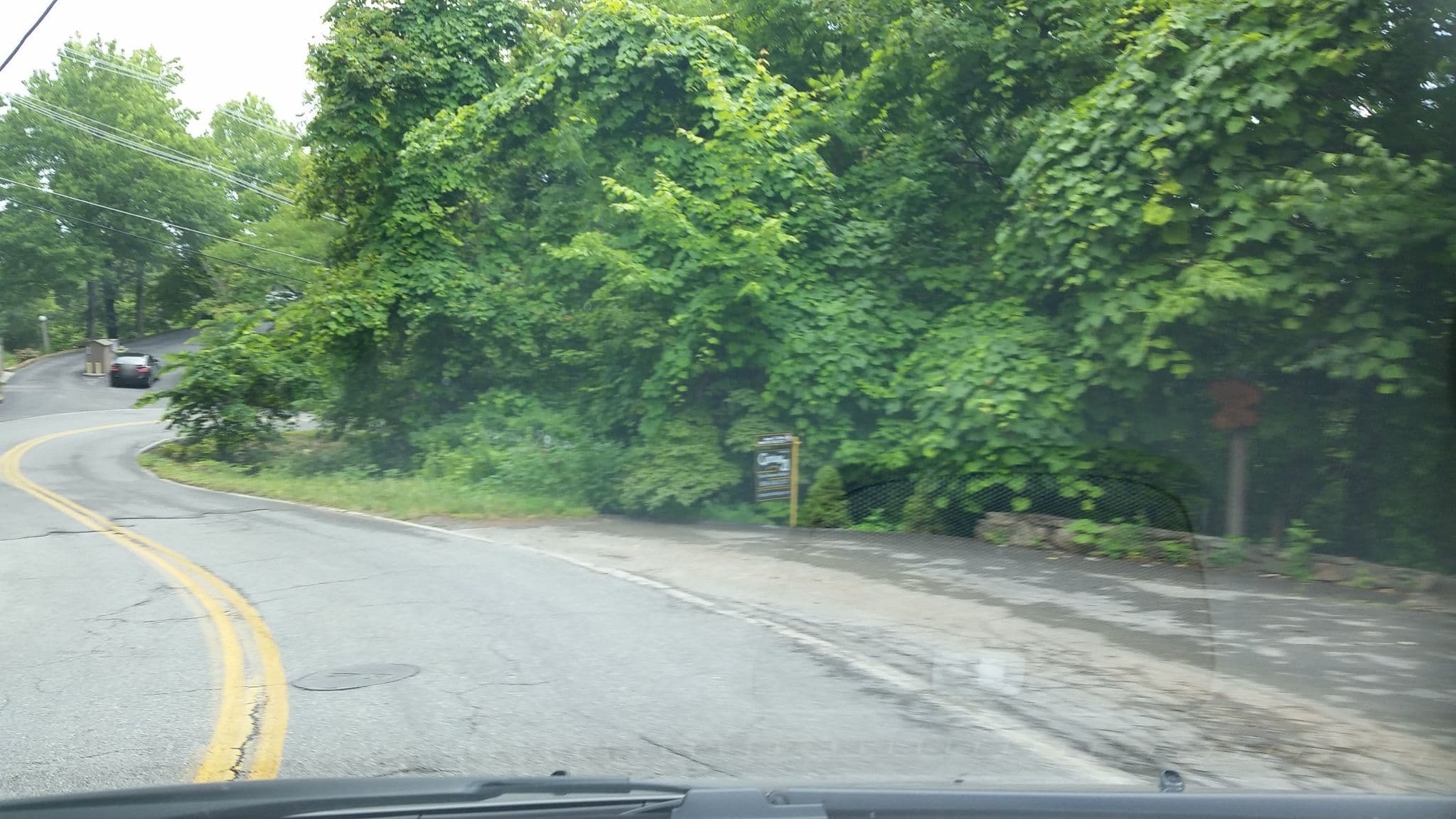 Street view near Chateau Sur LaMont, Gatlinburg — © dgearhart (CC BY-SA · Mapillary)