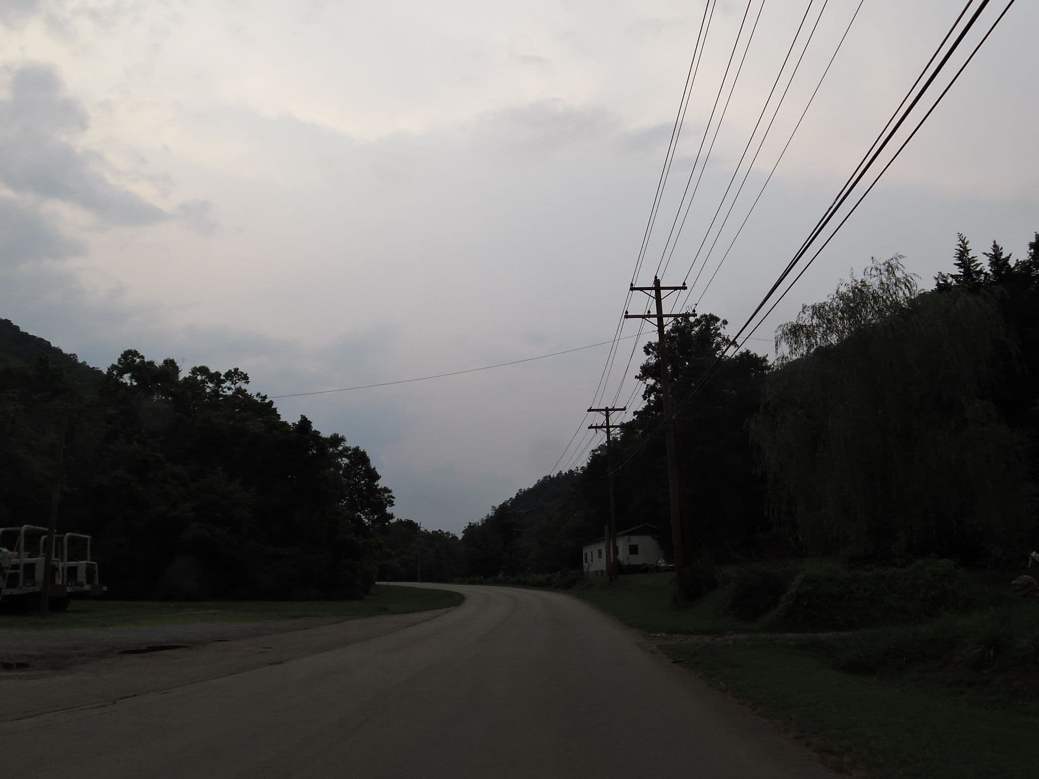 Street view near Blackberry Farms, Eagleton Village — © allen (CC BY-SA · Mapillary)