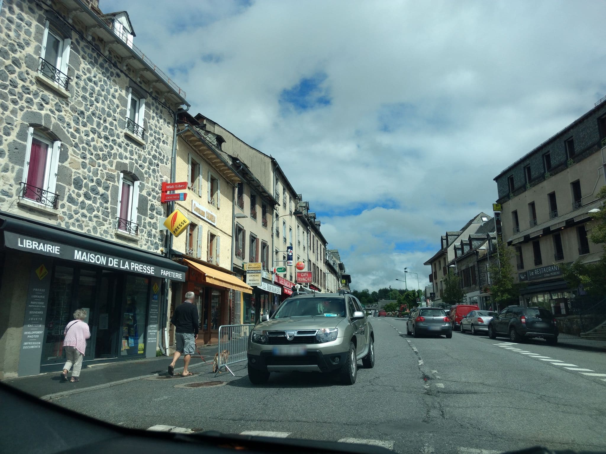 Street view near Hôtel Restaurant de Gilles Moreau, Laguiole — © yod4z (CC BY-SA · Mapillary)