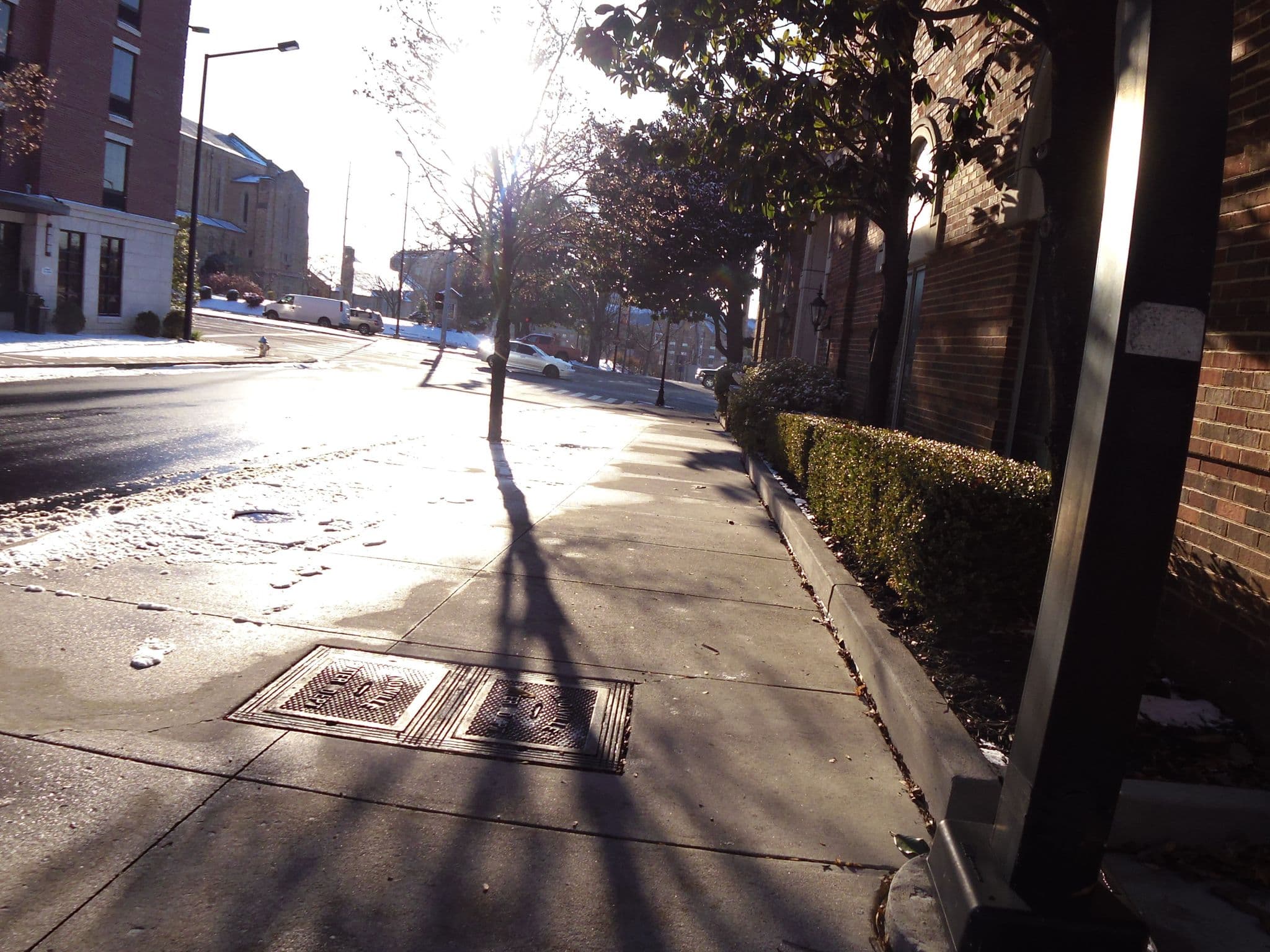 Street view near Hampton Inn & Suites, Knoxville — © allen (CC BY-SA · Mapillary)