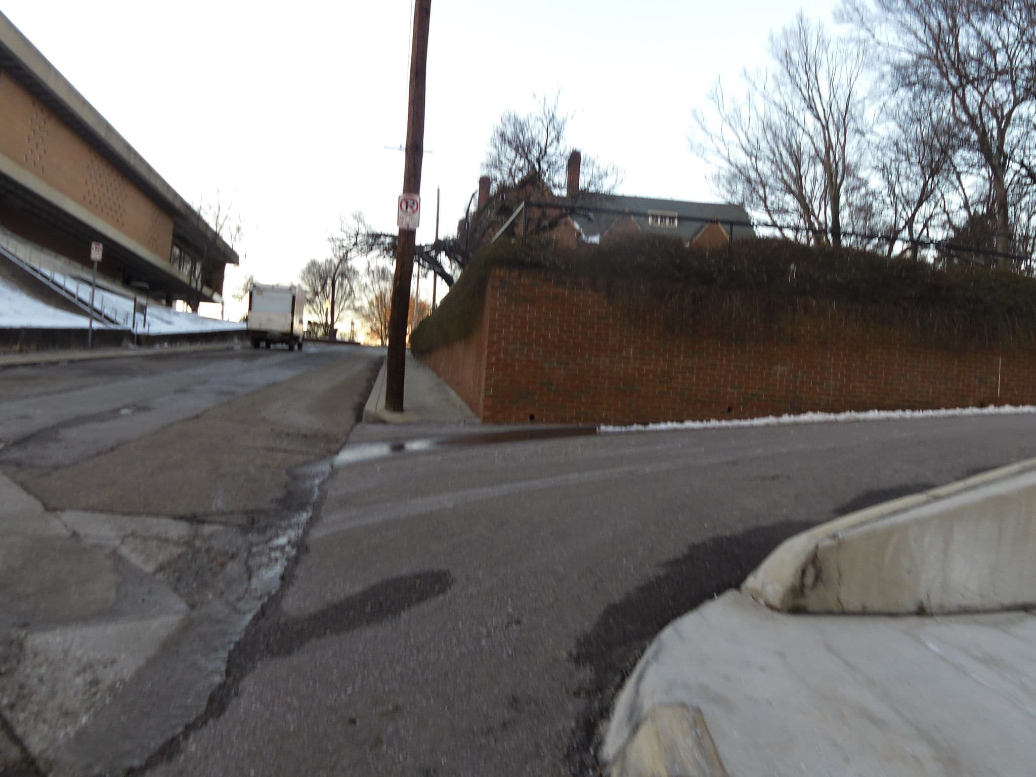 Street view near NC835, Knoxville — © allen (CC BY-SA · Mapillary)