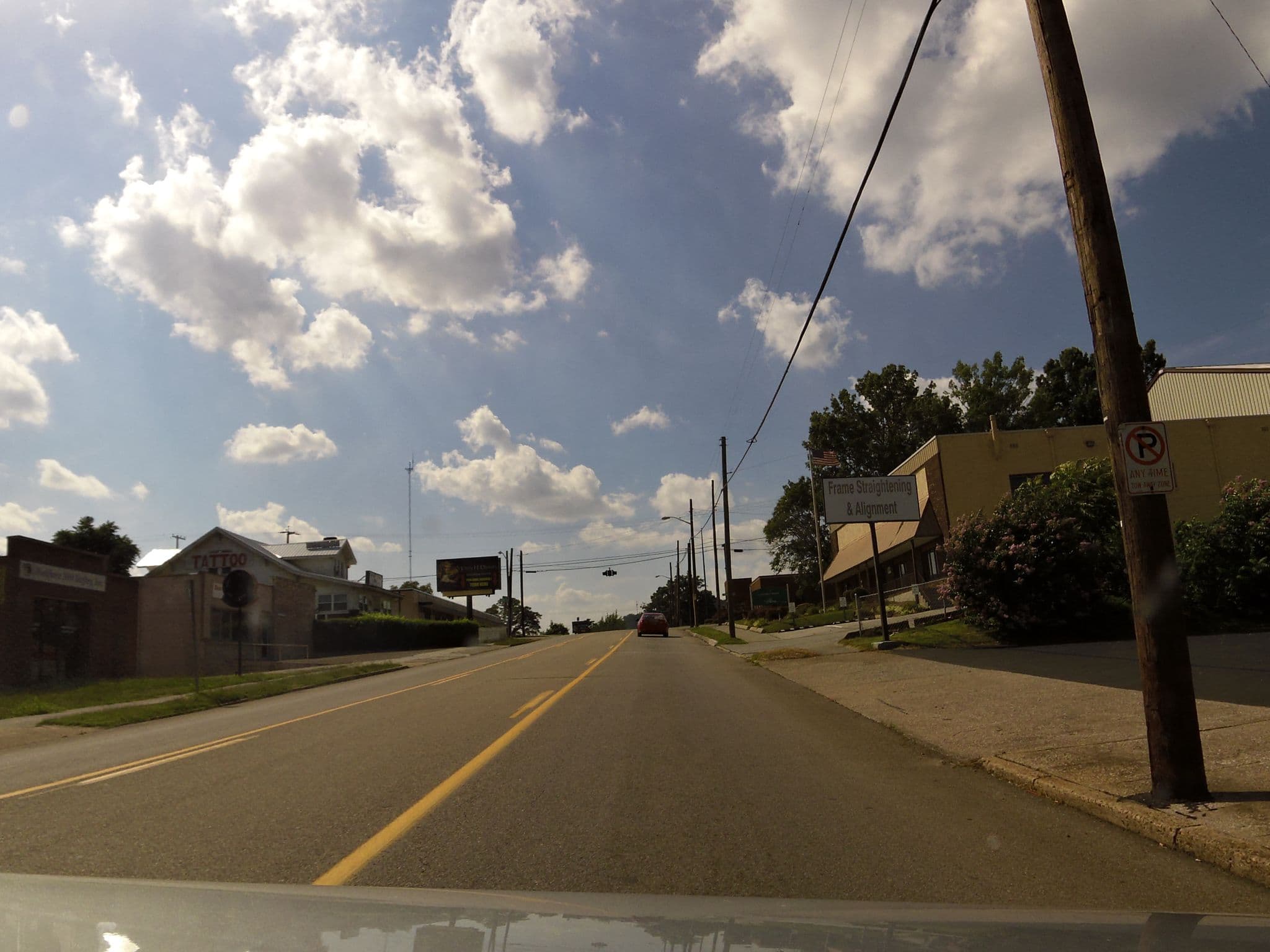 Street view near Oakwood / Lincoln Park Neighborhood, Knoxville — © allen (CC BY-SA · Mapillary)