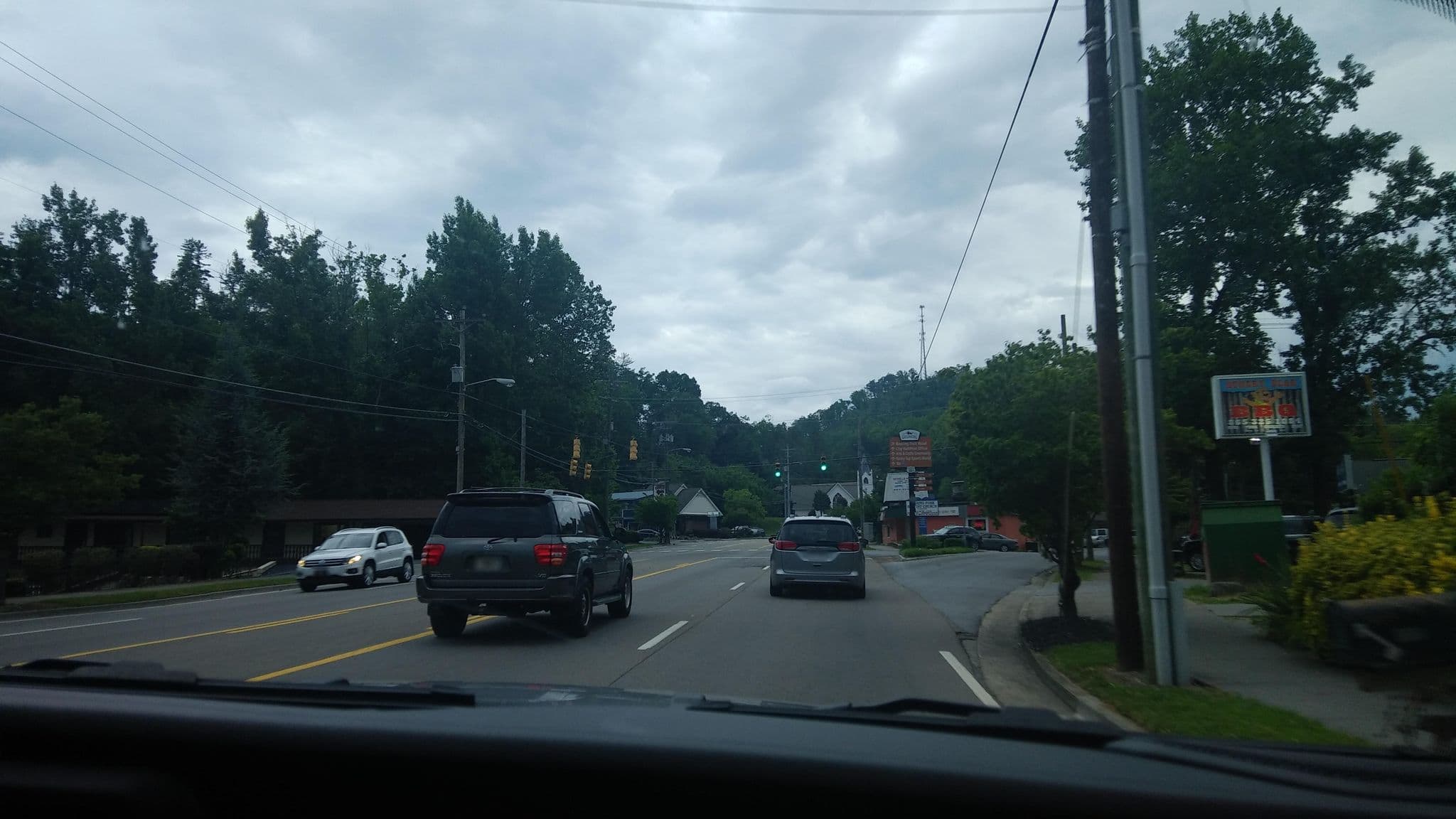 Street view near Sunset Ridge Cabin, Gatlinburg — © jacklehoullier (CC BY-SA · Mapillary)