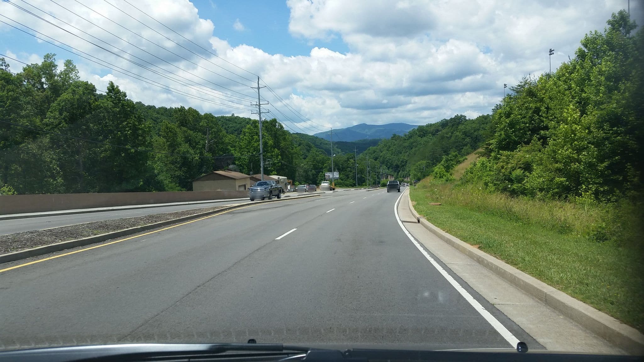 Street view near Leprechaun Island, Gatlinburg — © dgearhart (CC BY-SA · Mapillary)