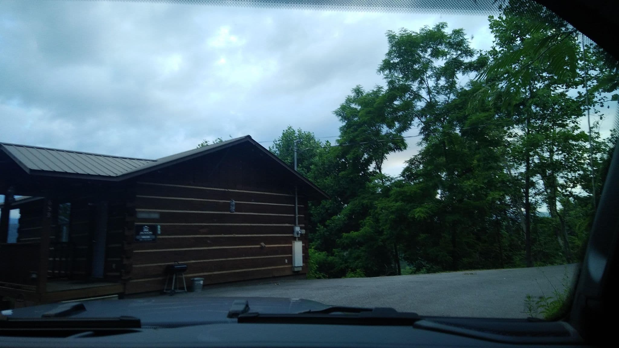 Street view near The Cabin, Gatlinburg — © jacklehoullier (CC BY-SA · Mapillary)