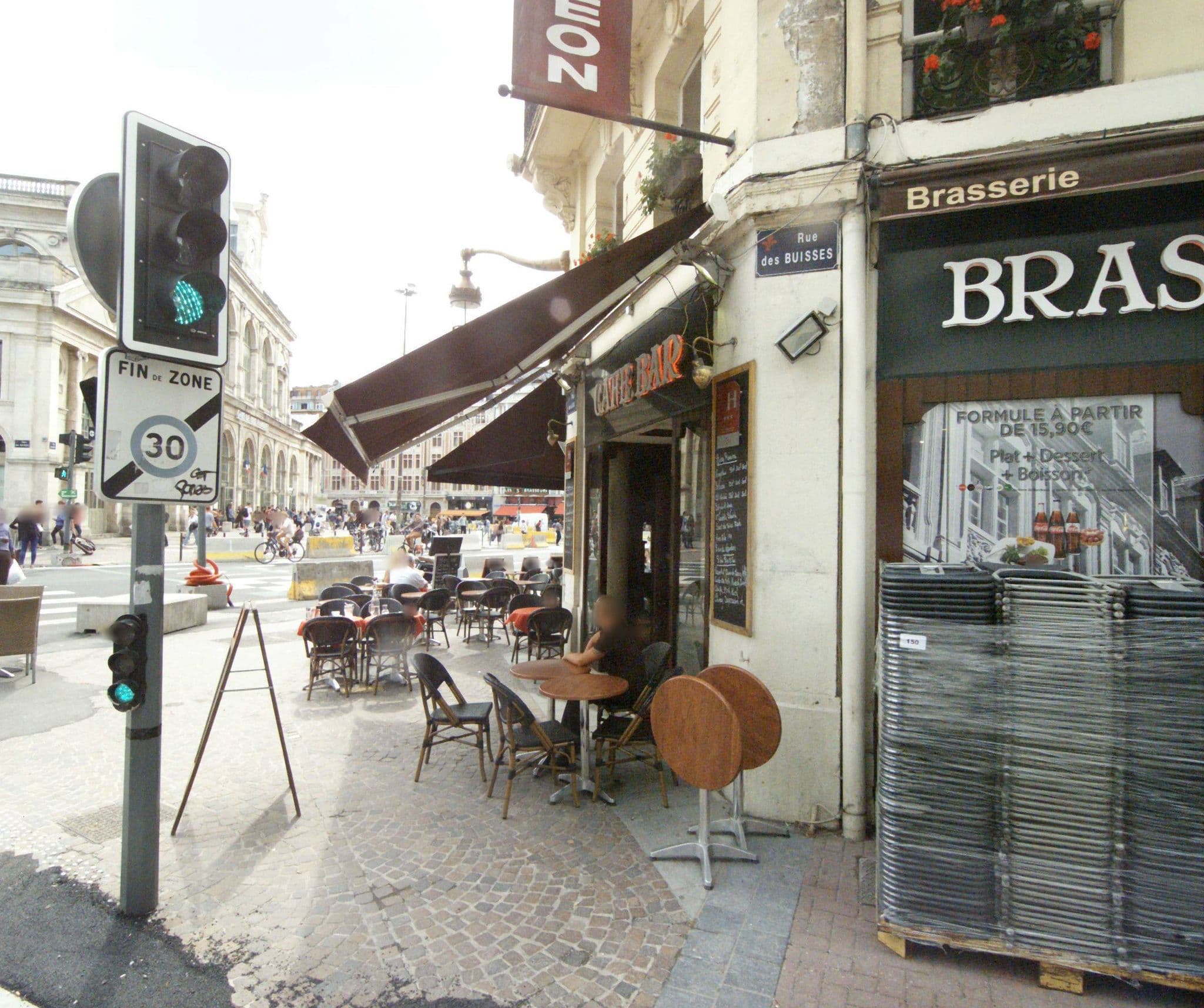 Street view near Hôtel La Valiz, Lille — © melimmergis (CC BY-SA · Mapillary)