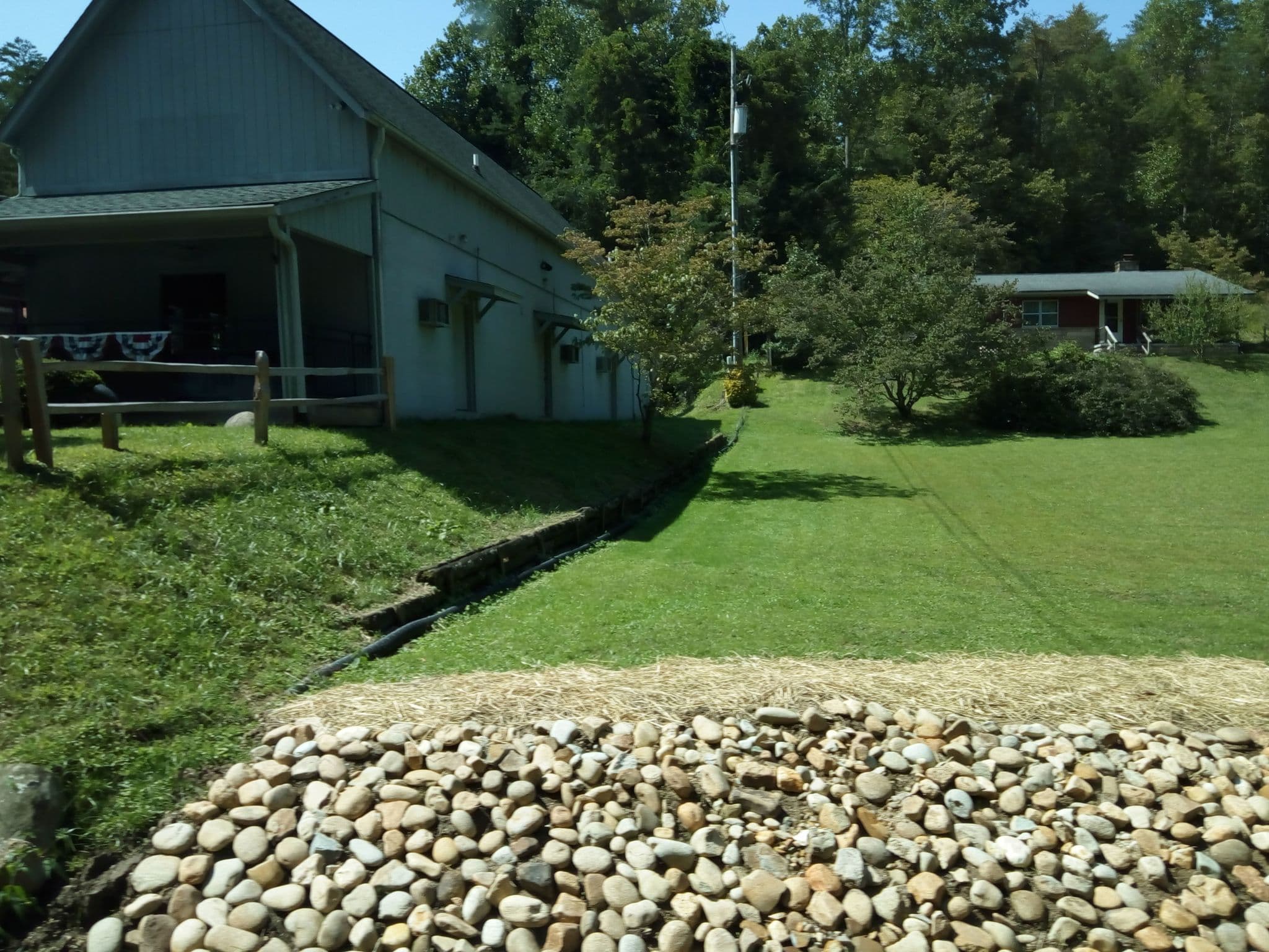 Street view near Smoky Creek Cabins, Gatlinburg — © mapfool (CC BY-SA · Mapillary)