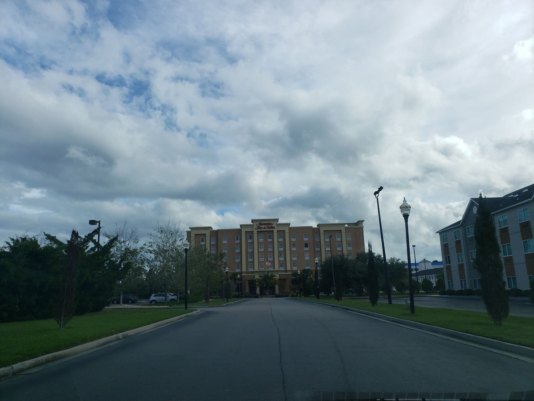 Street view near Country Inn & Suites by Radisson, Savannah Gateway, GA, Pooler — © davegis (CC BY-SA · Mapillary)