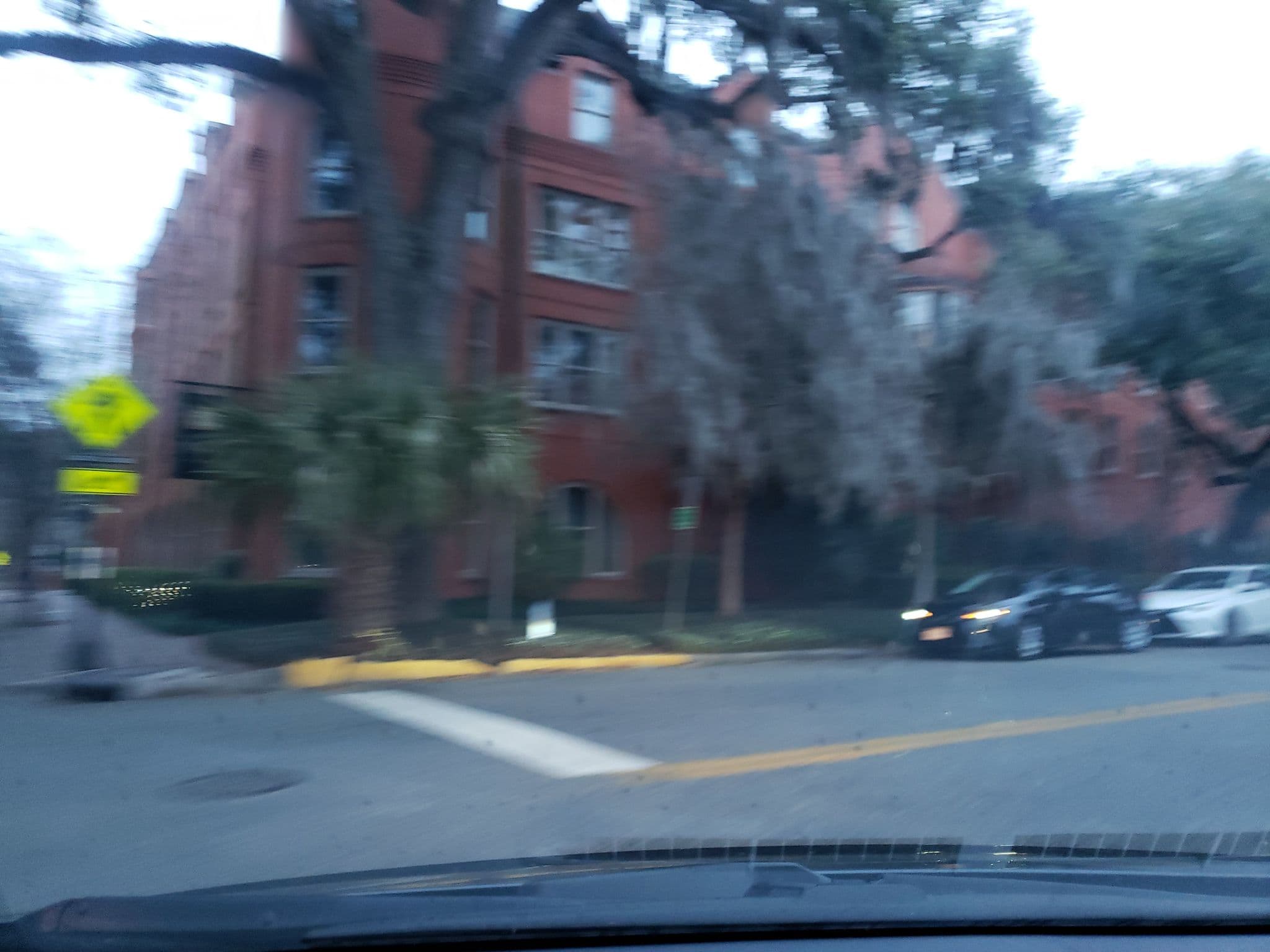 Street view near Mansion on Forsyth Park, Autograph Collection, Savannah — © davegis (CC BY-SA · Mapillary)