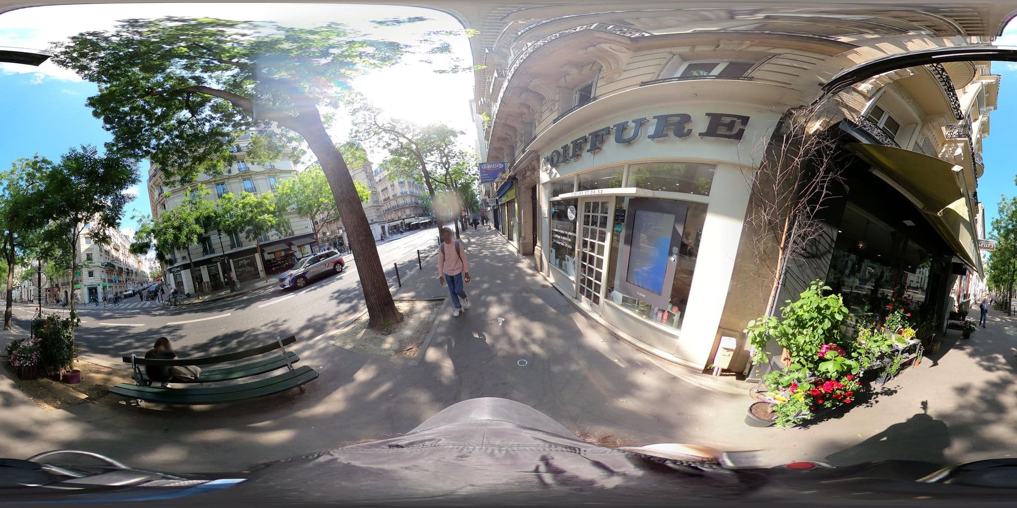 Street view near Hôtel Max, Paris 14 Observatoire — © noemiereichardt (CC BY-SA · Mapillary)