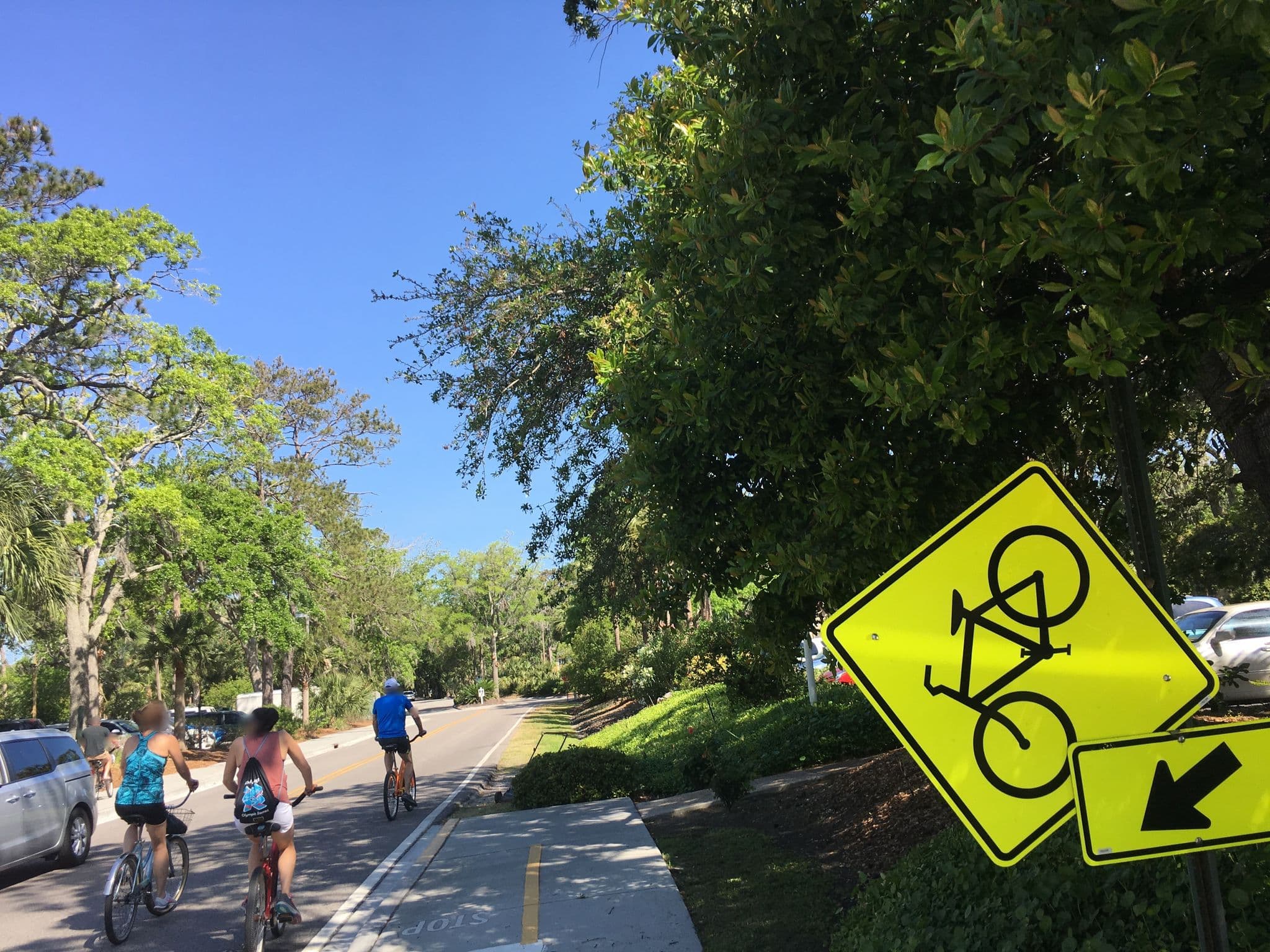 Street view near Sea Crest Surf & Racquet Club, Hilton Head Island — © talllguy (CC BY-SA · Mapillary)