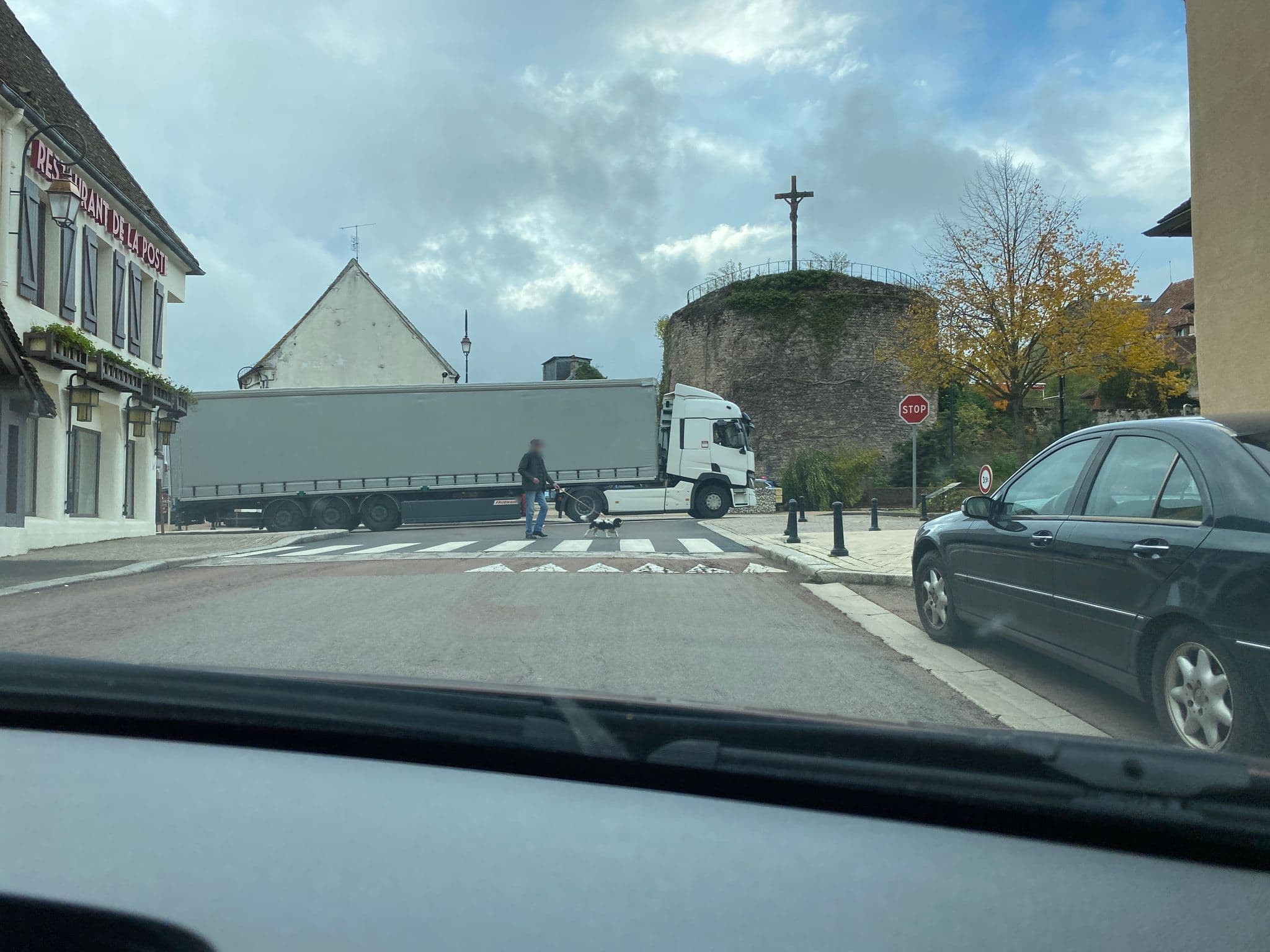 Street view near relais Bernard loiseau, Saulieu — © Pierre_mlt (CC BY-SA · Mapillary)
