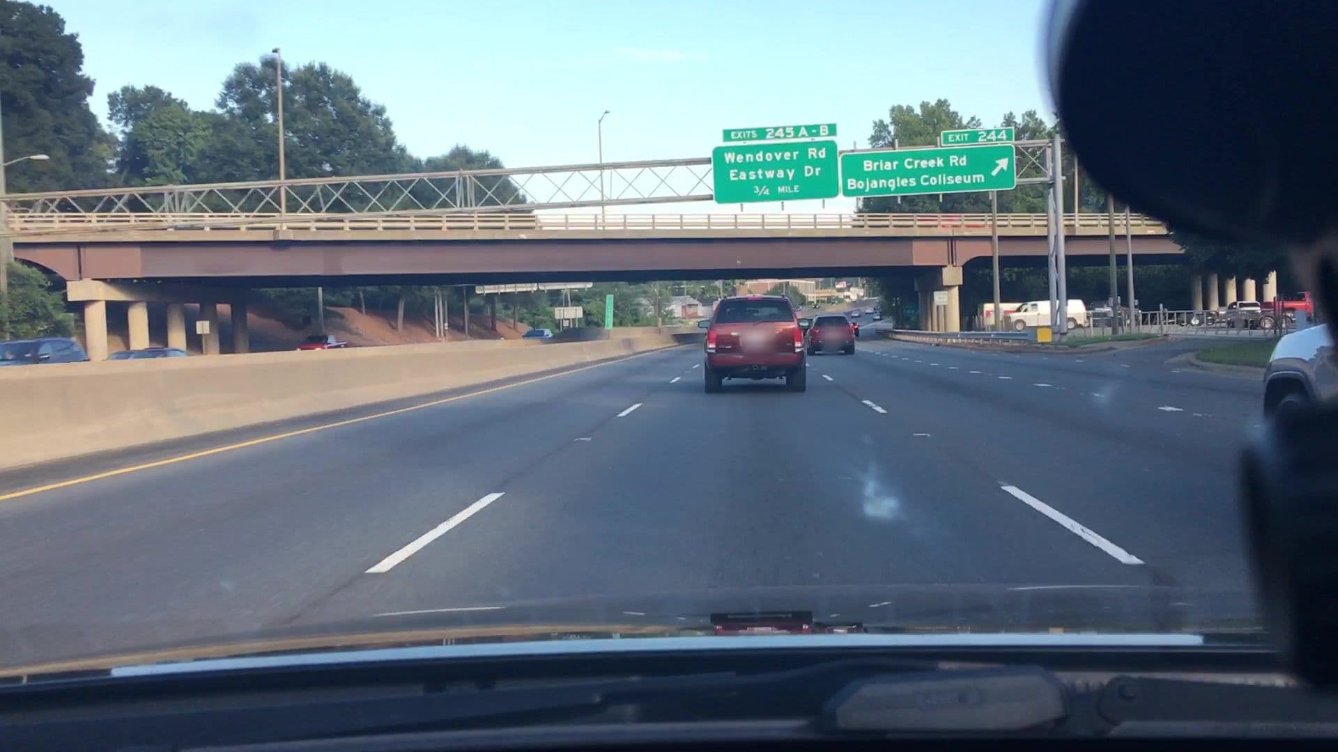 Street view near Charlotte Inn, Charlotte — © lvl5 (CC BY-SA · Mapillary)