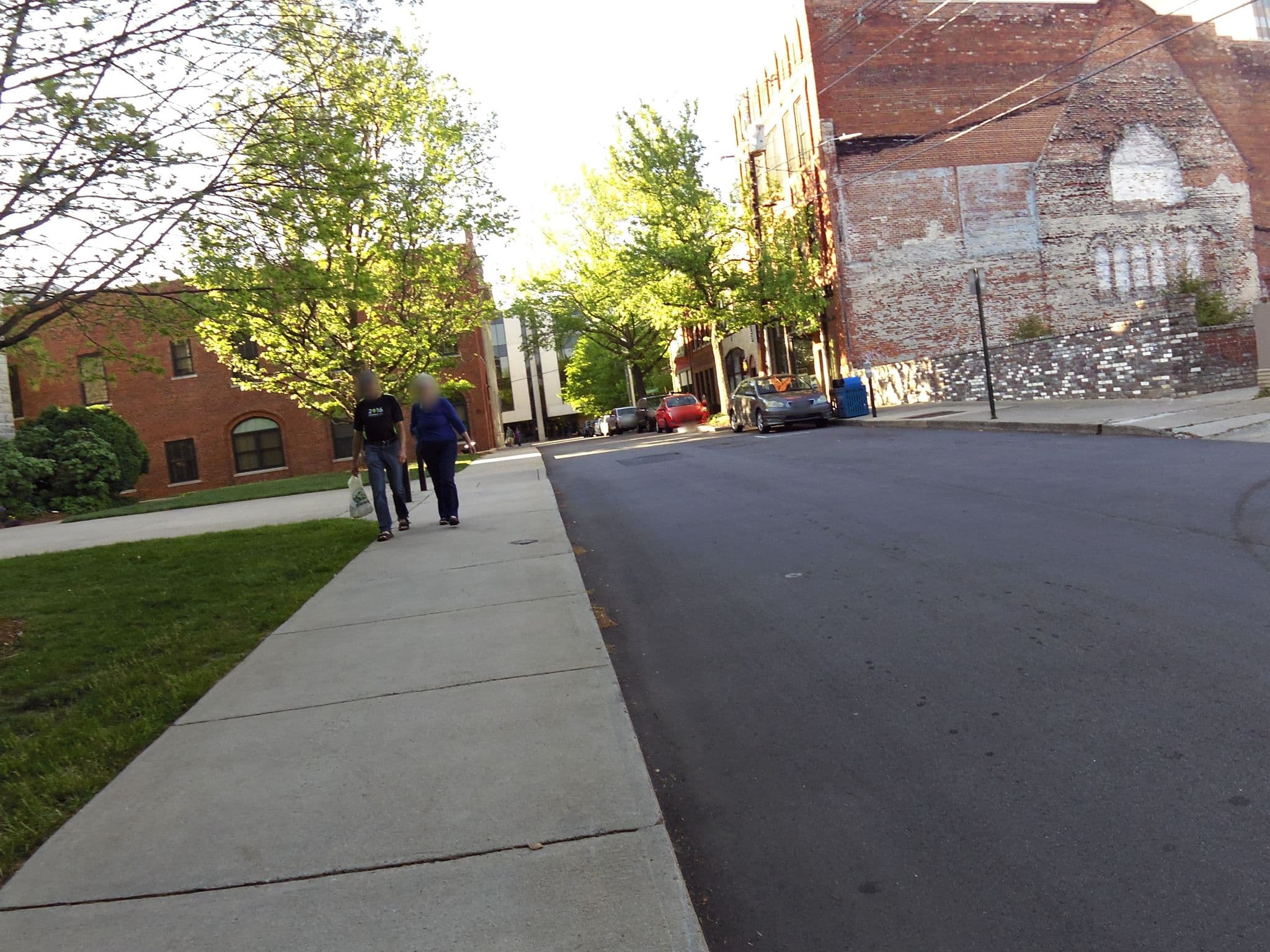 Street view near Yonder, Asheville — © allen (CC BY-SA · Mapillary)
