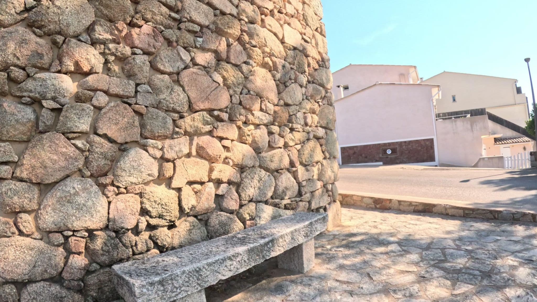 Street view near Le Pinarello, Porto-Vecchio — © krzyk (CC BY-SA · Mapillary)