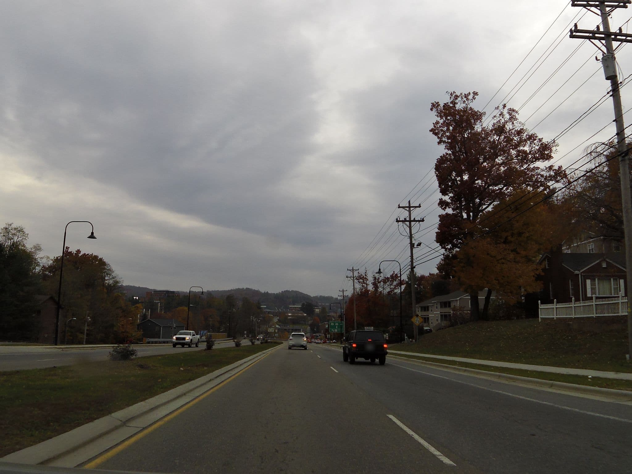 Street view near Boone Trail Motel & Apartments, Boone — © allen (CC BY-SA · Mapillary)