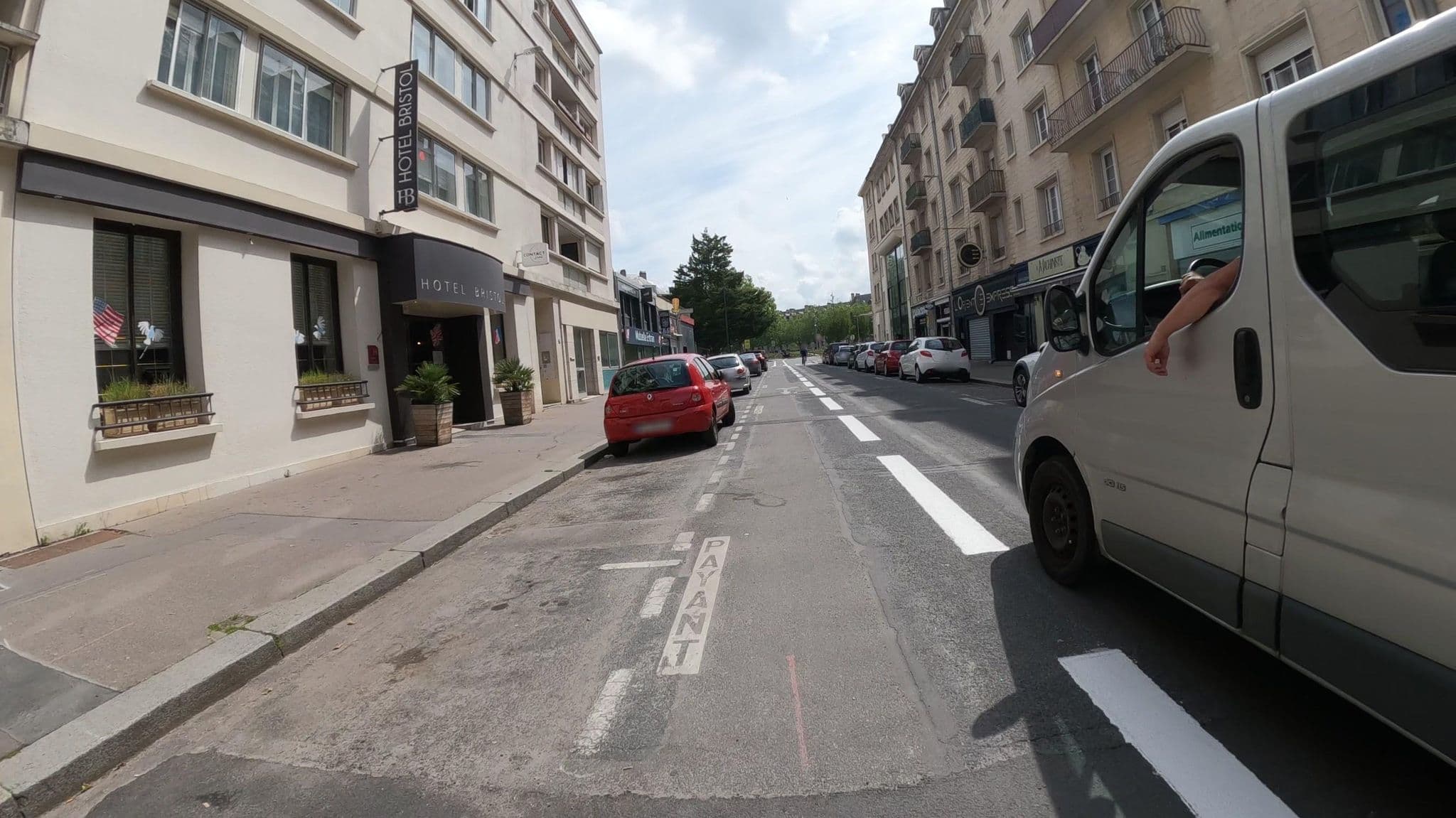 Street view near Hôtel Bristol, Caen — © Nzau (CC BY-SA · Mapillary)