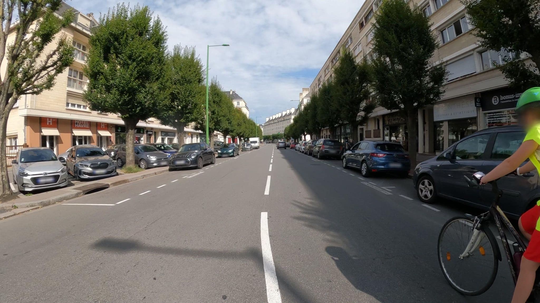 Street view near Hôtel de Caen, Caen — © Nzau (CC BY-SA · Mapillary)