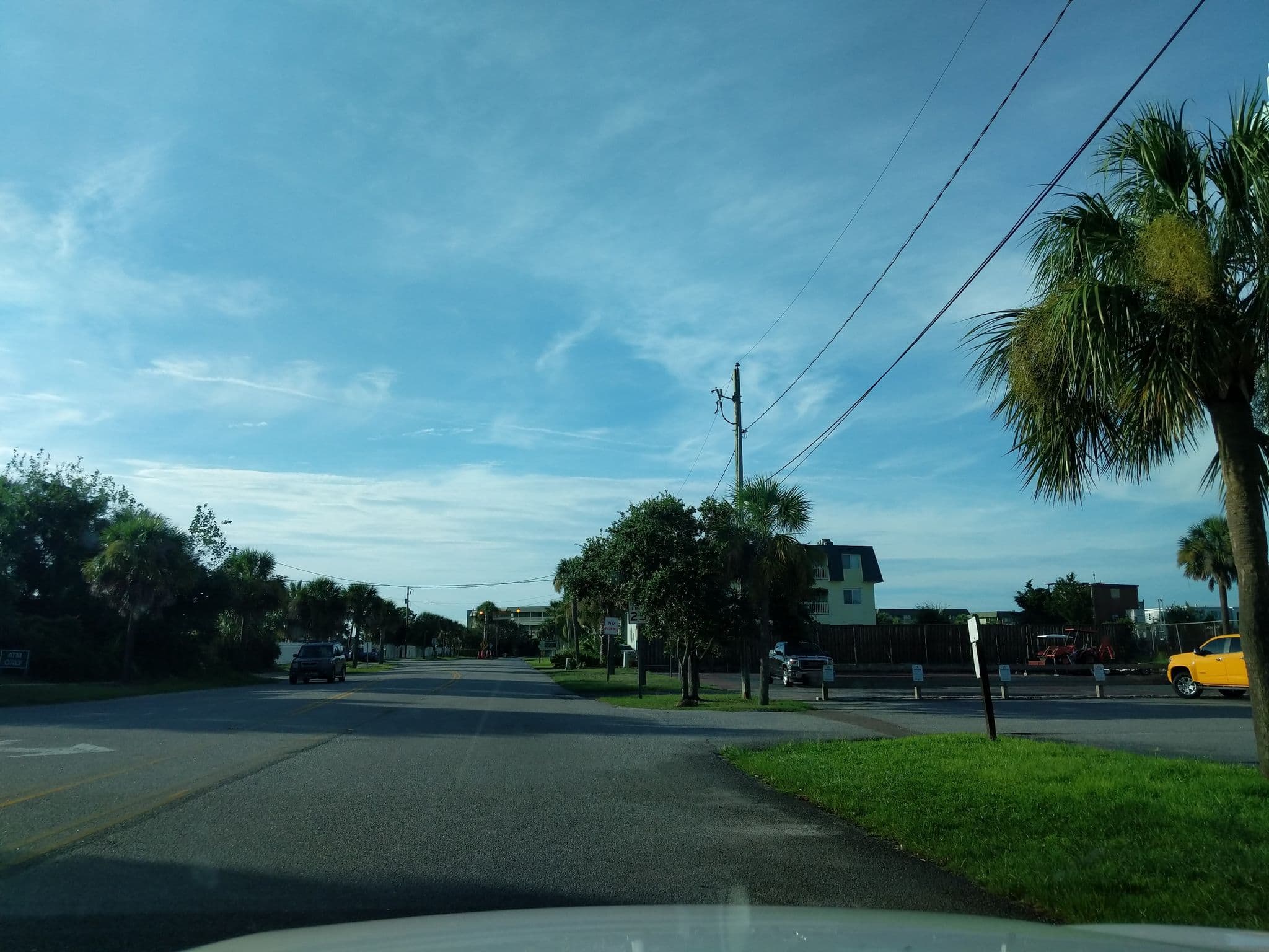 Street view near Sea Cabin Villas Rental Office, Isle of Palms — © atze02 (CC BY-SA · Mapillary)