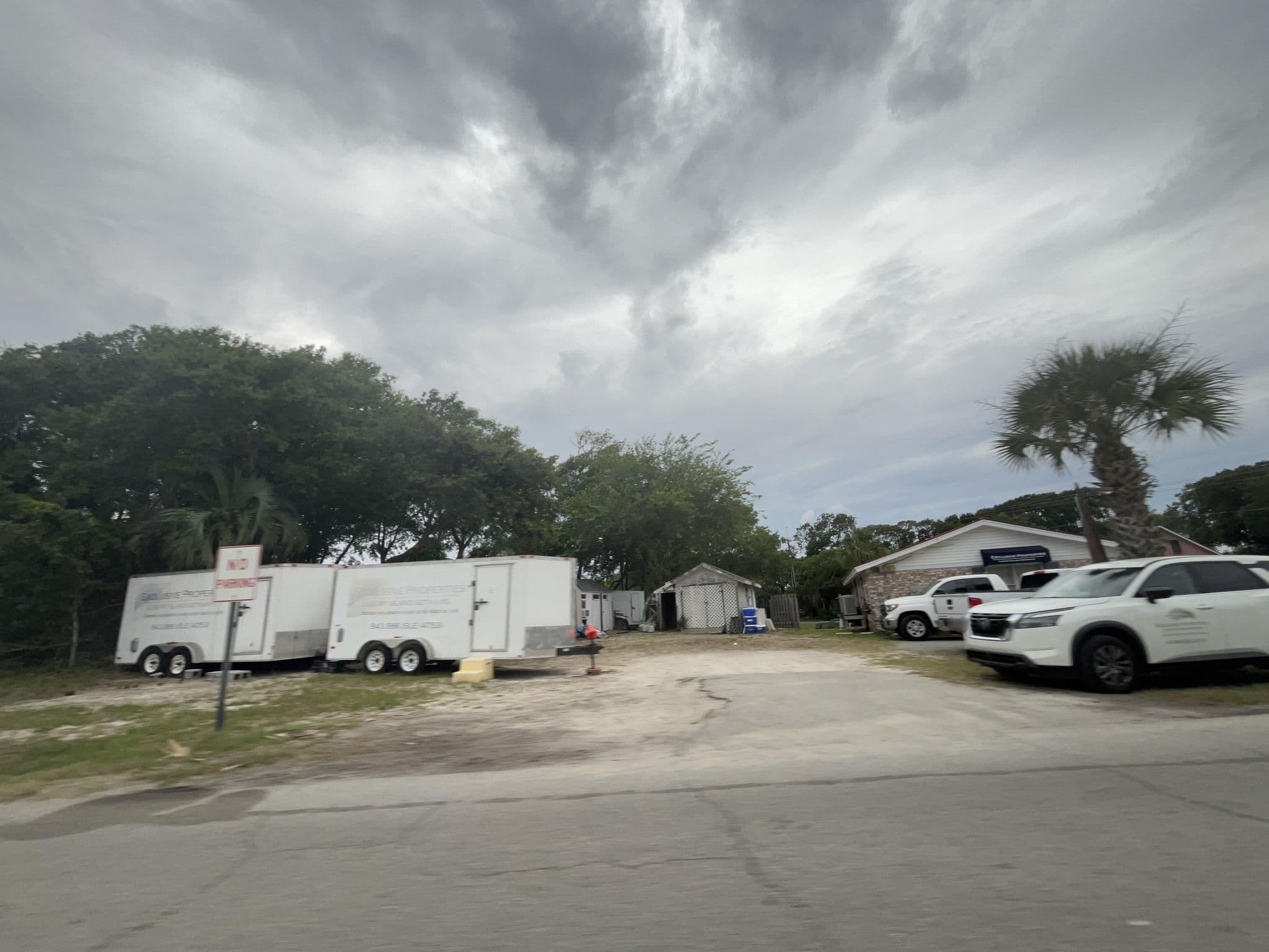 Street view near Isle of Palms Vacation Rentals by Exclusive Properties, Isle of Palms — © AmericanMapper (CC BY-SA · Mapillary)
