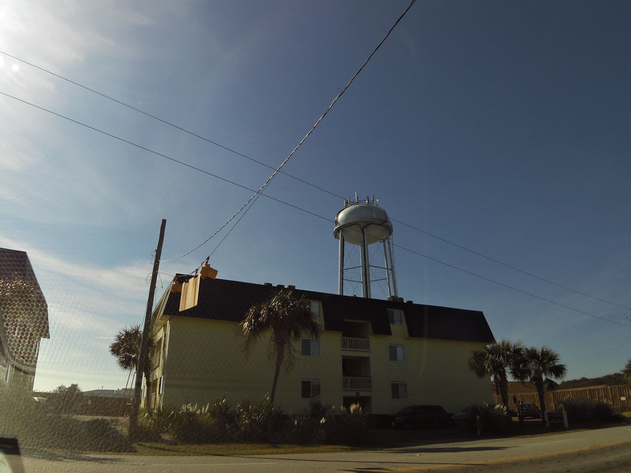 Street view near Oceanside Villas, Isle of Palms — © allen (CC BY-SA · Mapillary)