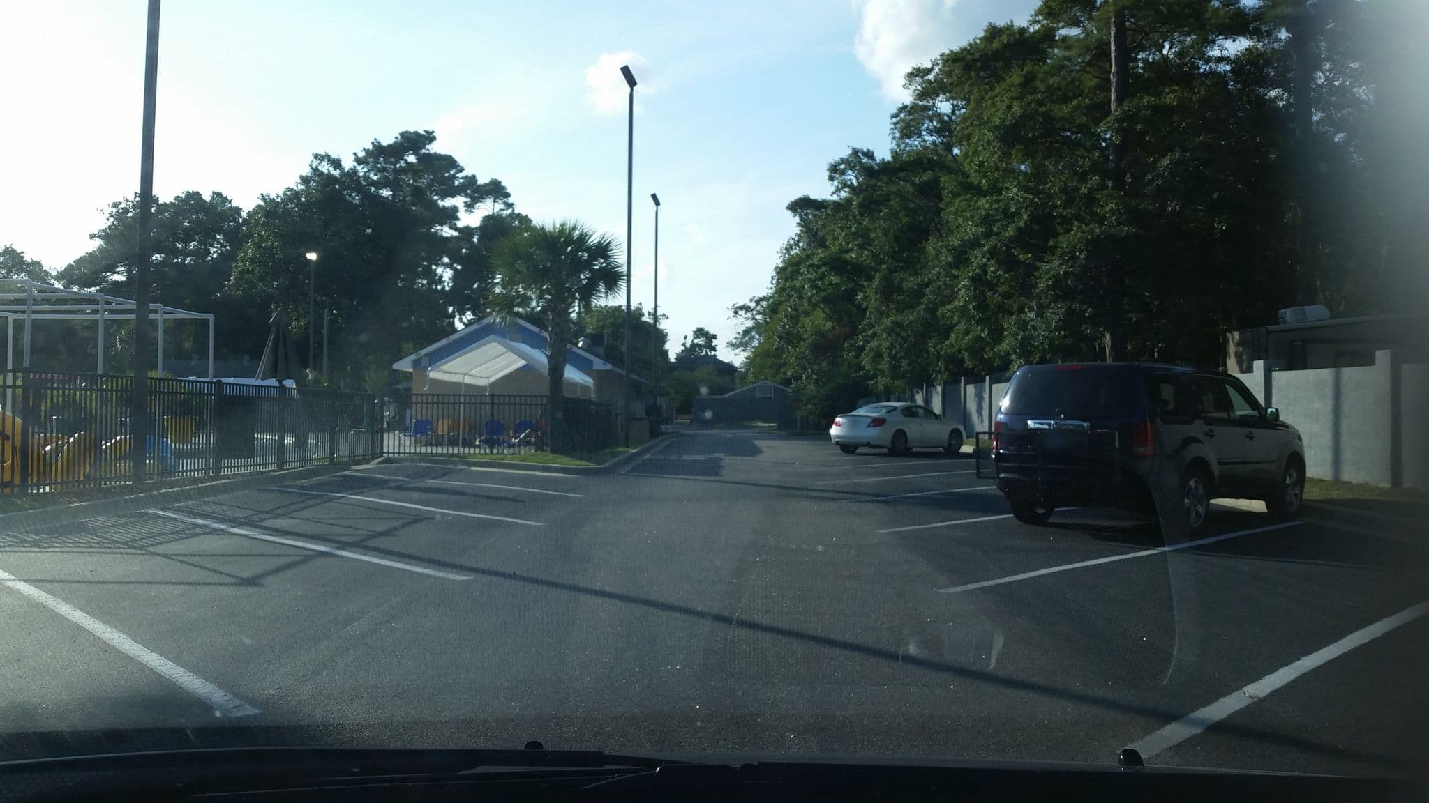 Street view near Building A Outdoor Pool, Surfside Beach — © dgearhart (CC BY-SA · Mapillary)