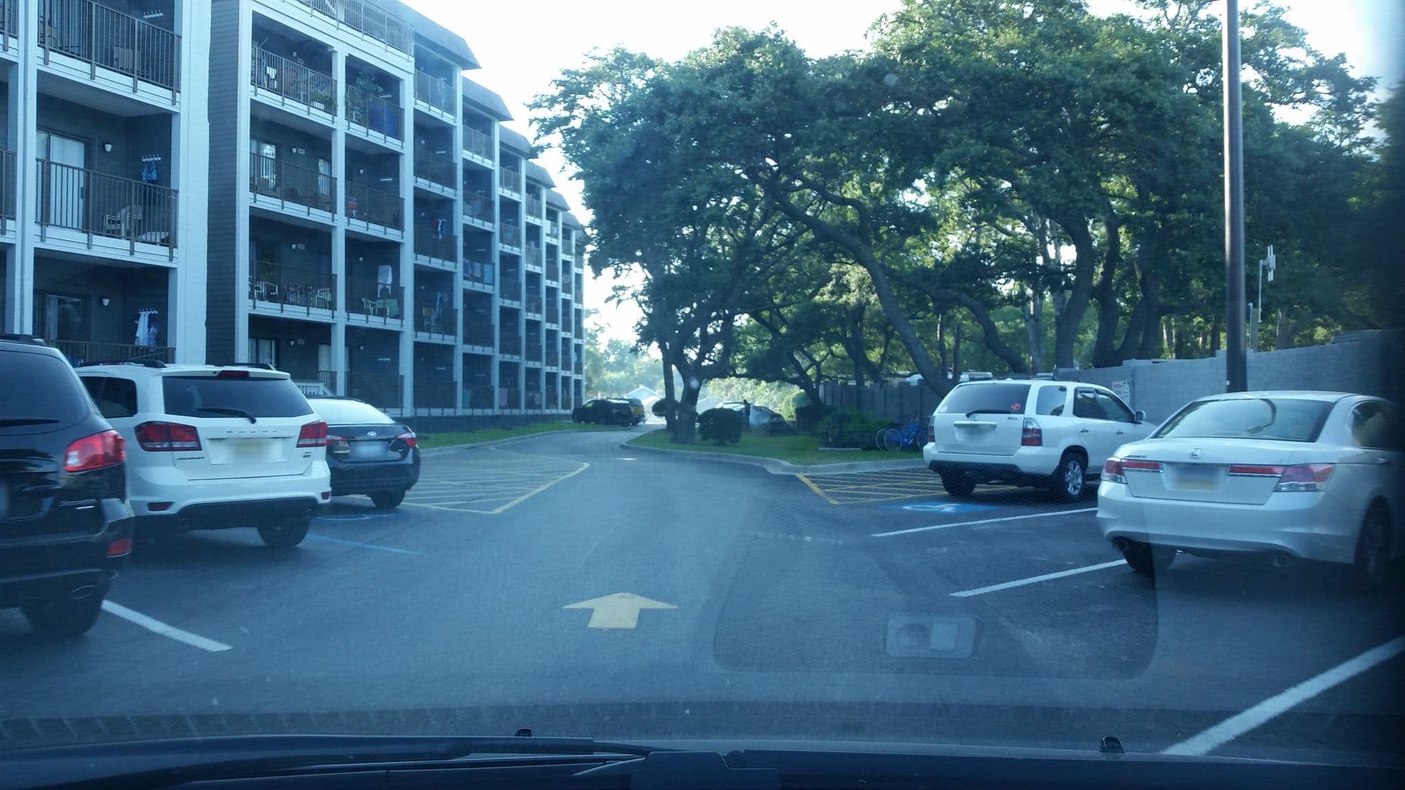 Street view near Myrtle Beach Resort, Surfside Beach — © dgearhart (CC BY-SA · Mapillary)