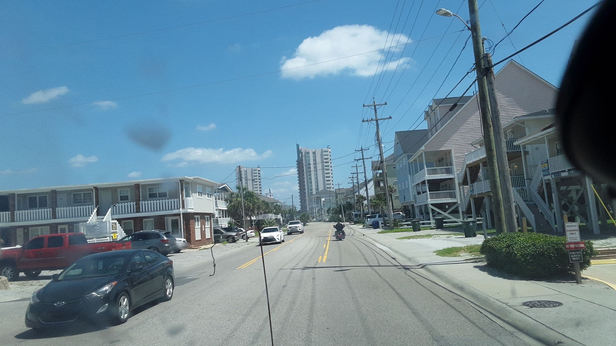Street view near Shore Delight (Elliott Beach Rentals), North Myrtle Beach — © jbthemilker (CC BY-SA · Mapillary)