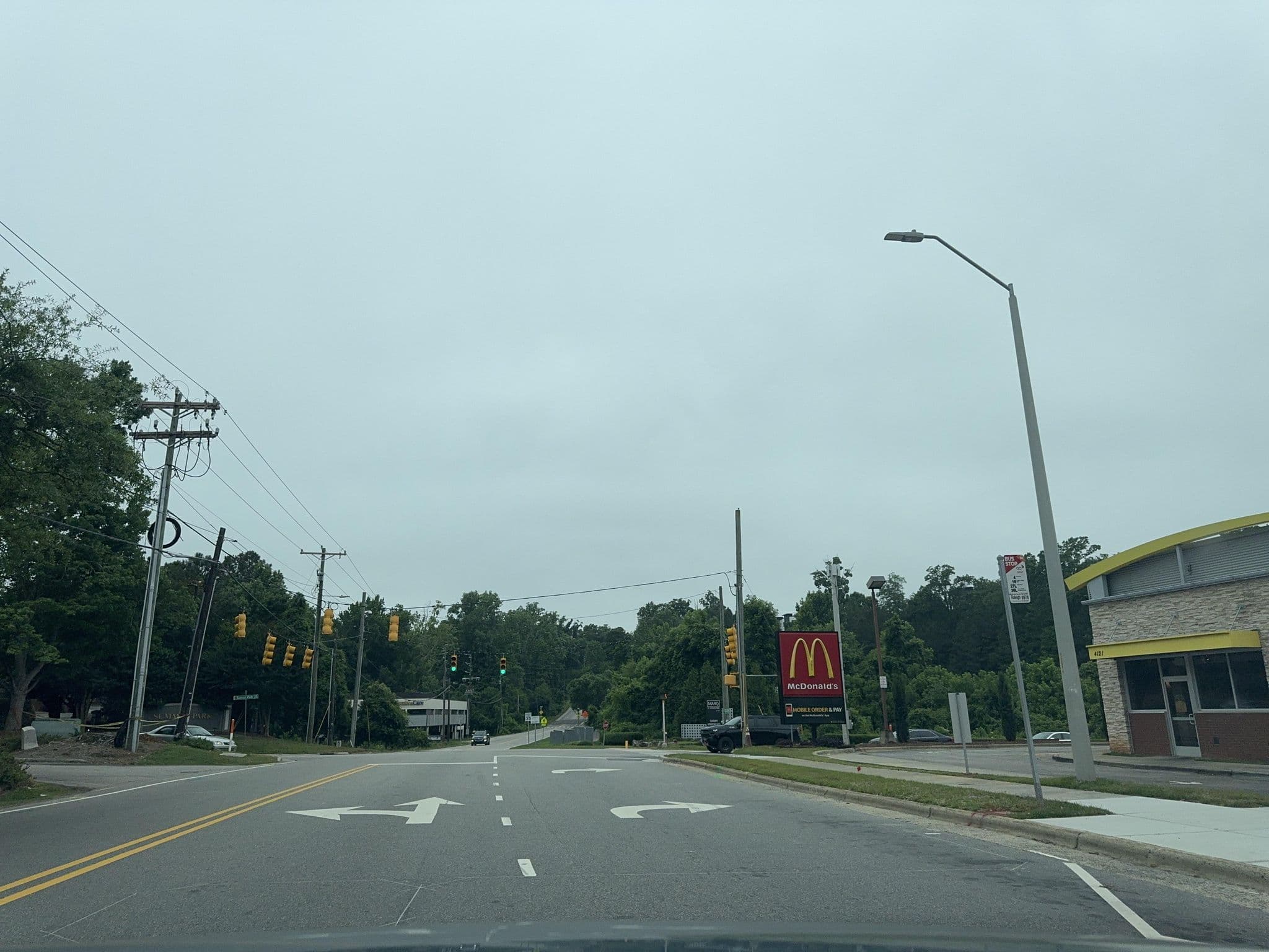 Street view near The Pool at the Marriott Crabtree, West Raleigh — © _jcaruso (CC BY-SA · Mapillary)