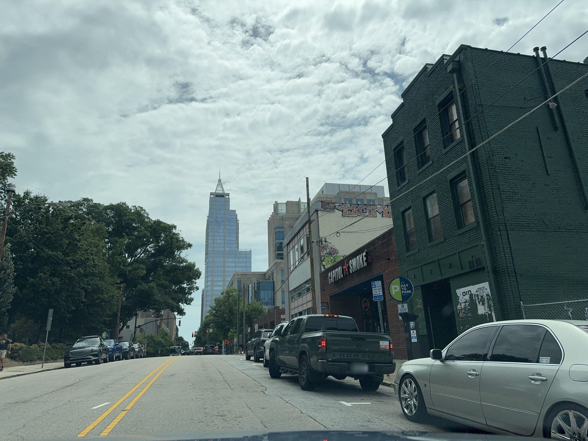 Street view near Pebble Bay, Raleigh — © _jcaruso (CC BY-SA · Mapillary)