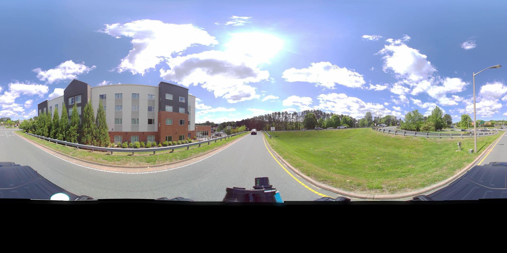 Street view near Days Inn, Charlottesville — © jxmiranda11 (CC BY-SA · Mapillary)