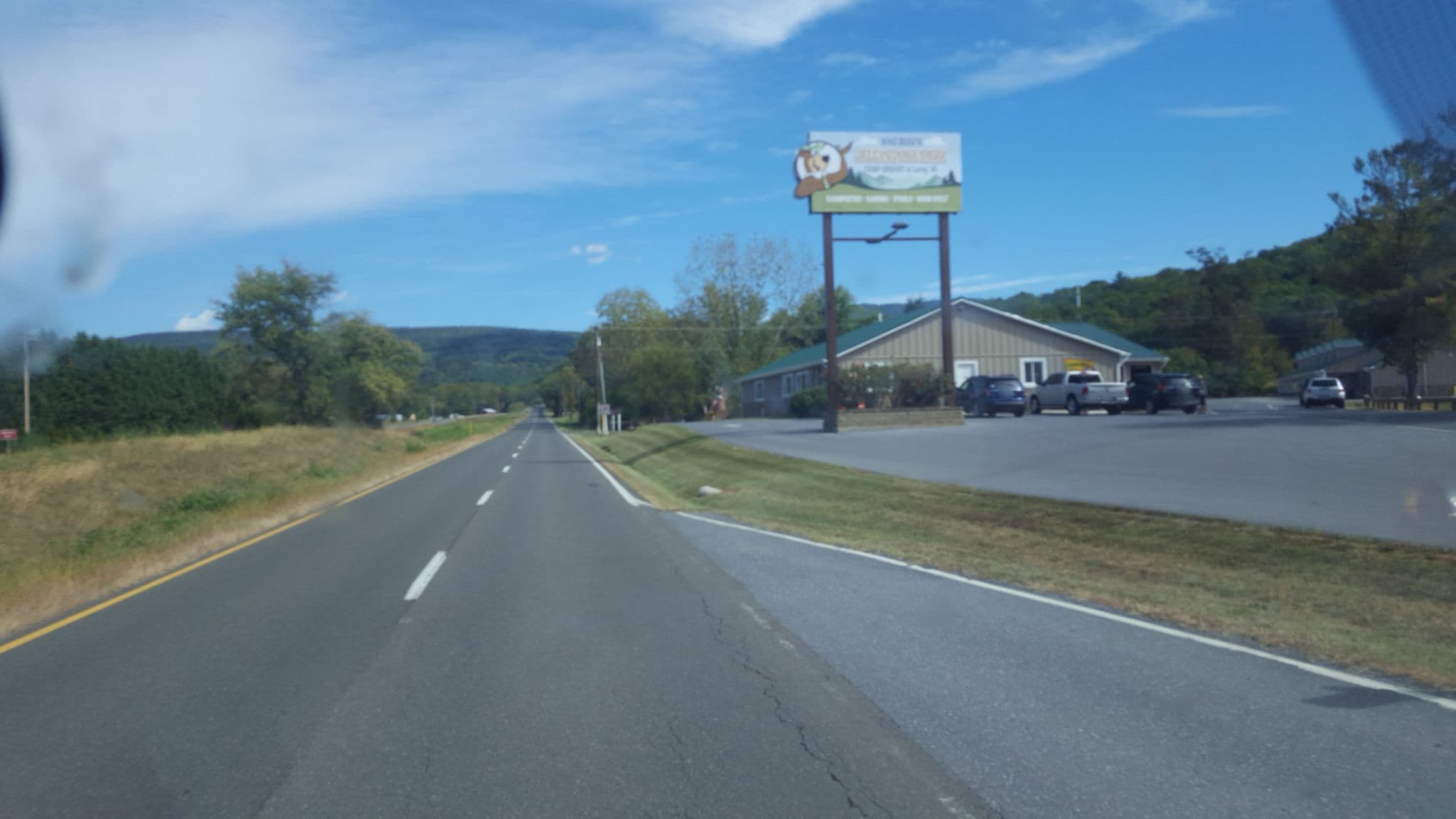 Street view near The Inn At Sugar Hollow, Luray — © jbthemilker (CC BY-SA · Mapillary)