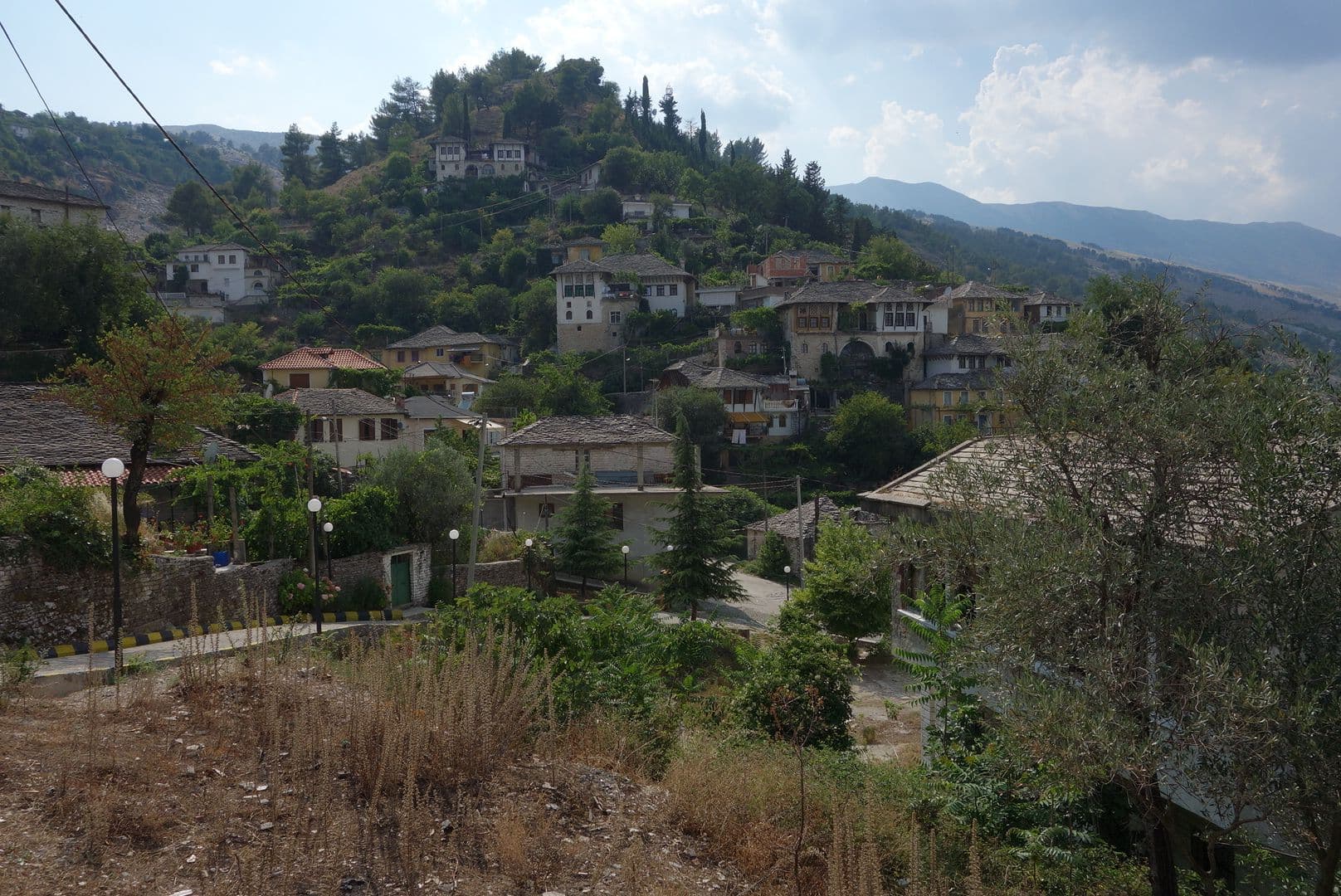 Street view near Old Town Hotel, Gjirokastër — © malenki (CC BY-SA · Mapillary)