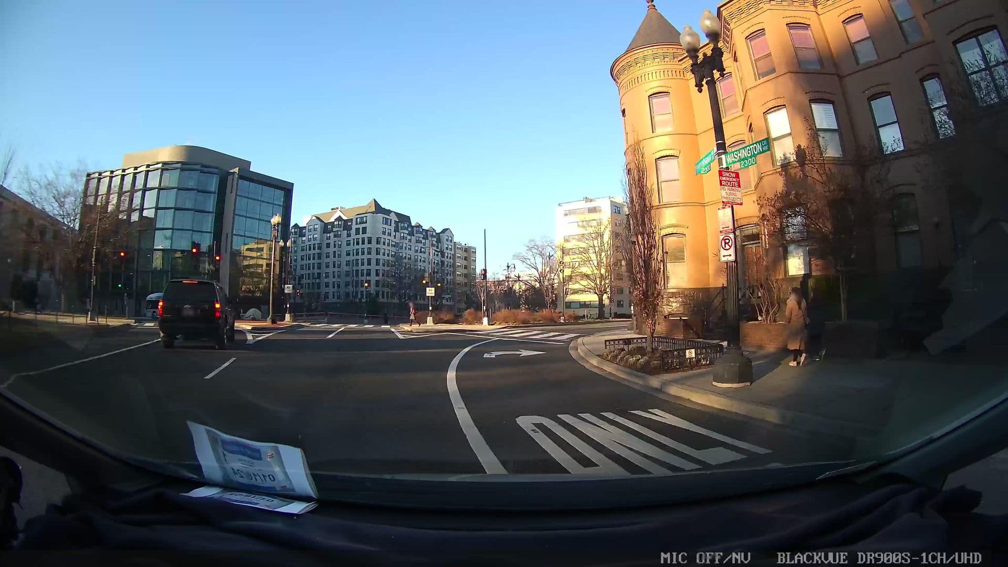 Street view near Crunch Fitness, Golden Triangle — © danbjoseph (CC BY-SA · Mapillary)