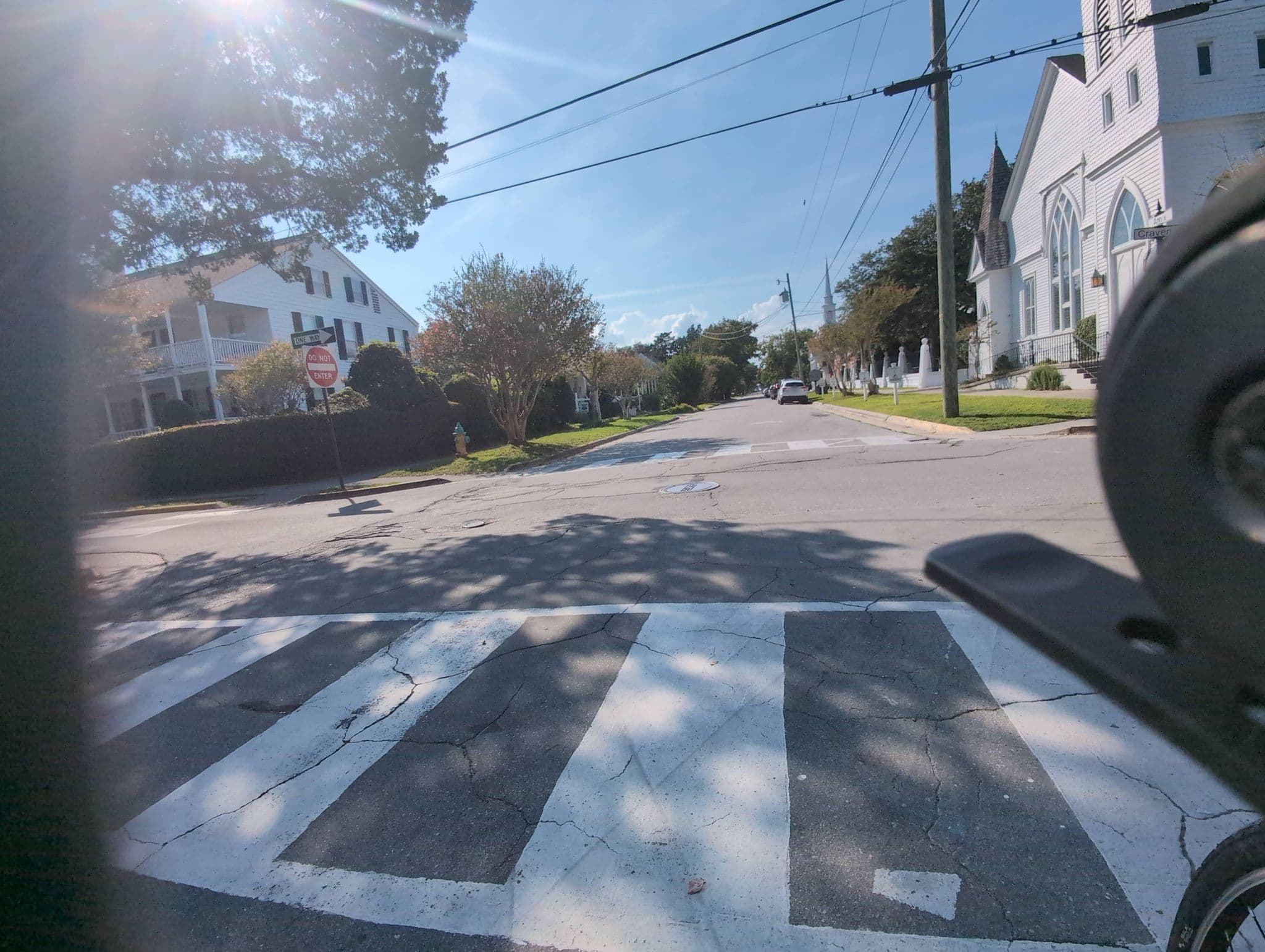 Street view near Langdon House Bed & Breakfast, Morehead City — © mhpob (CC BY-SA · Mapillary)
