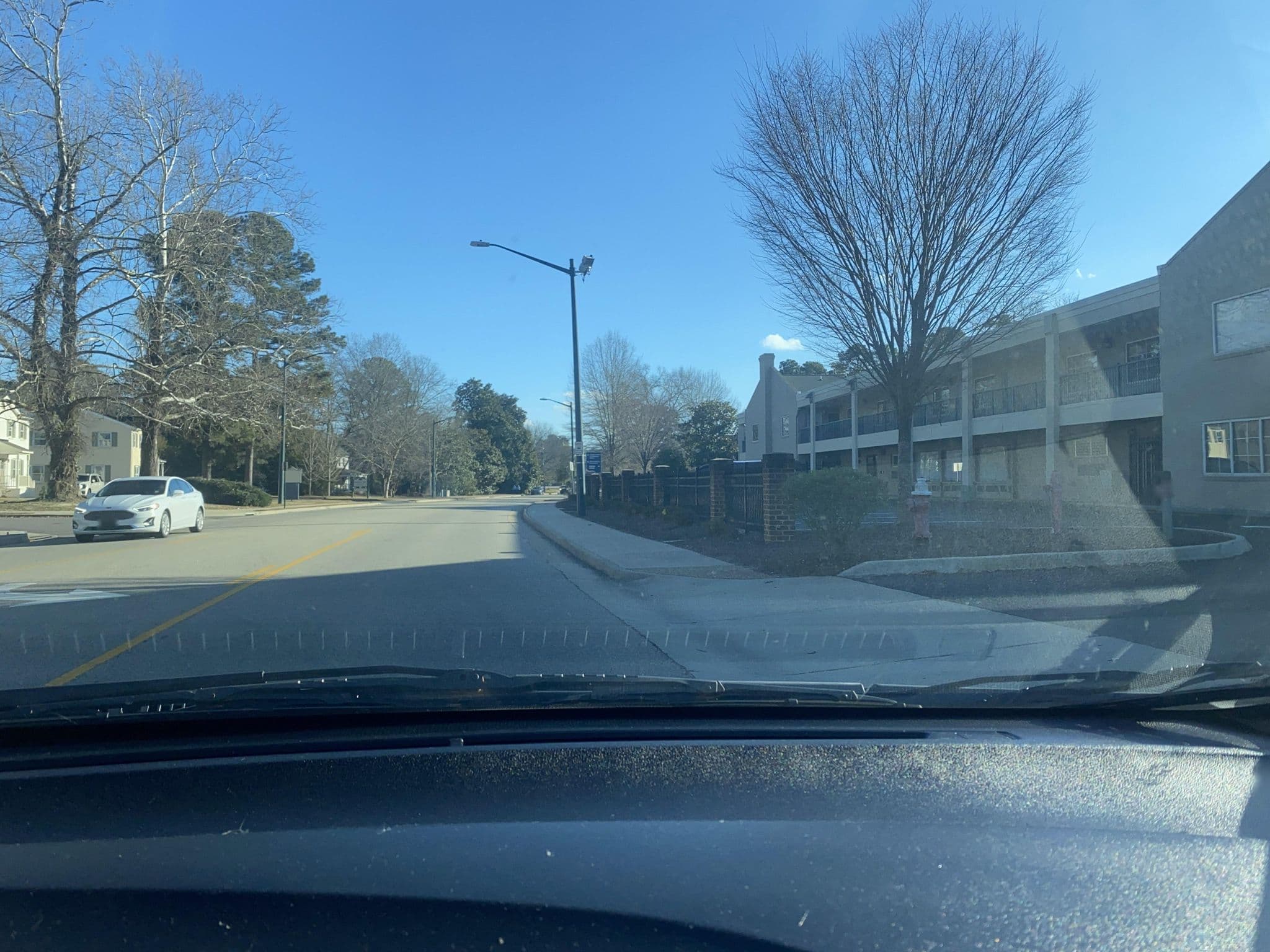 Street view near Days Inn, Gloucester Point — © mappyarianna (CC BY-SA · Mapillary)