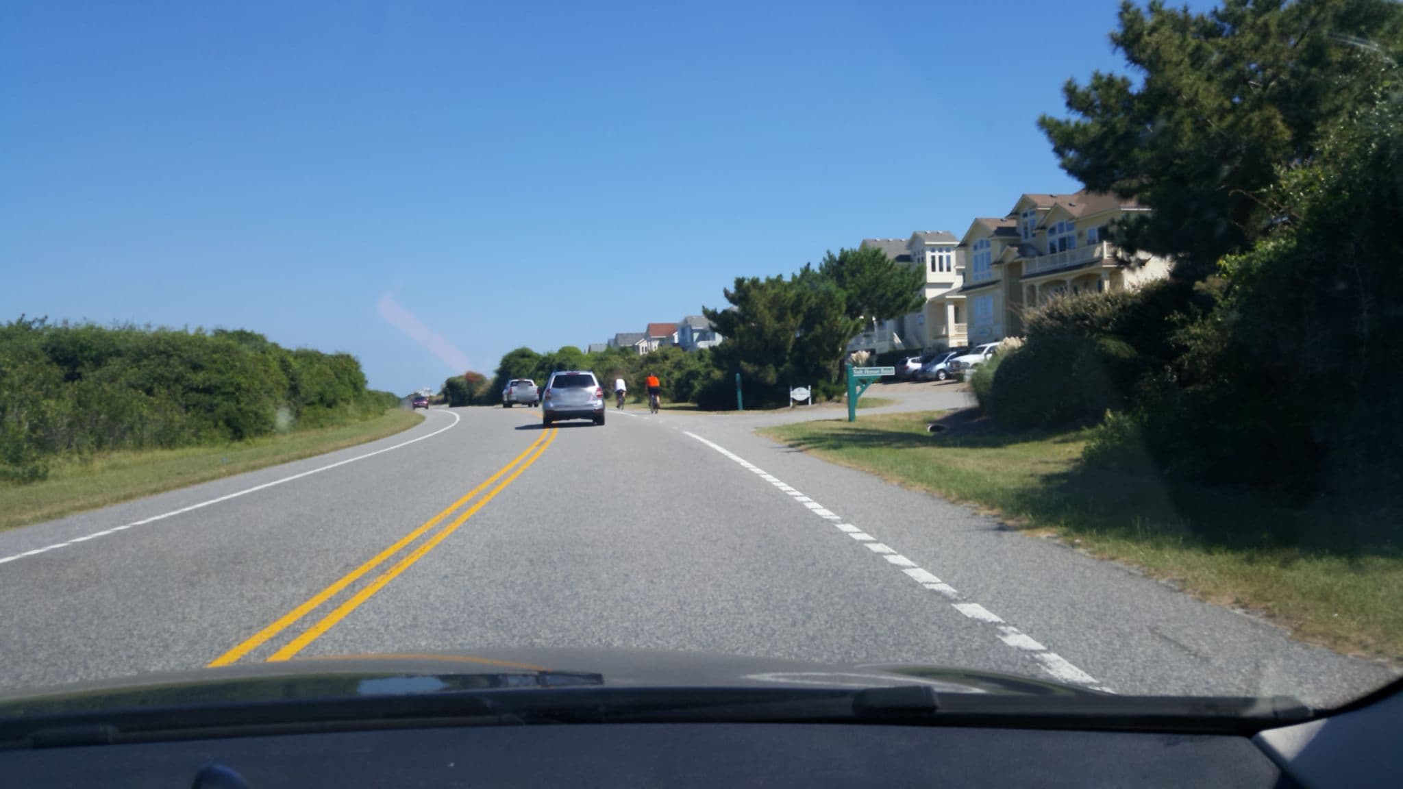Street view near Casa De Los Ninos, Southern Shores — © kevinkreiser (CC BY-SA · Mapillary)