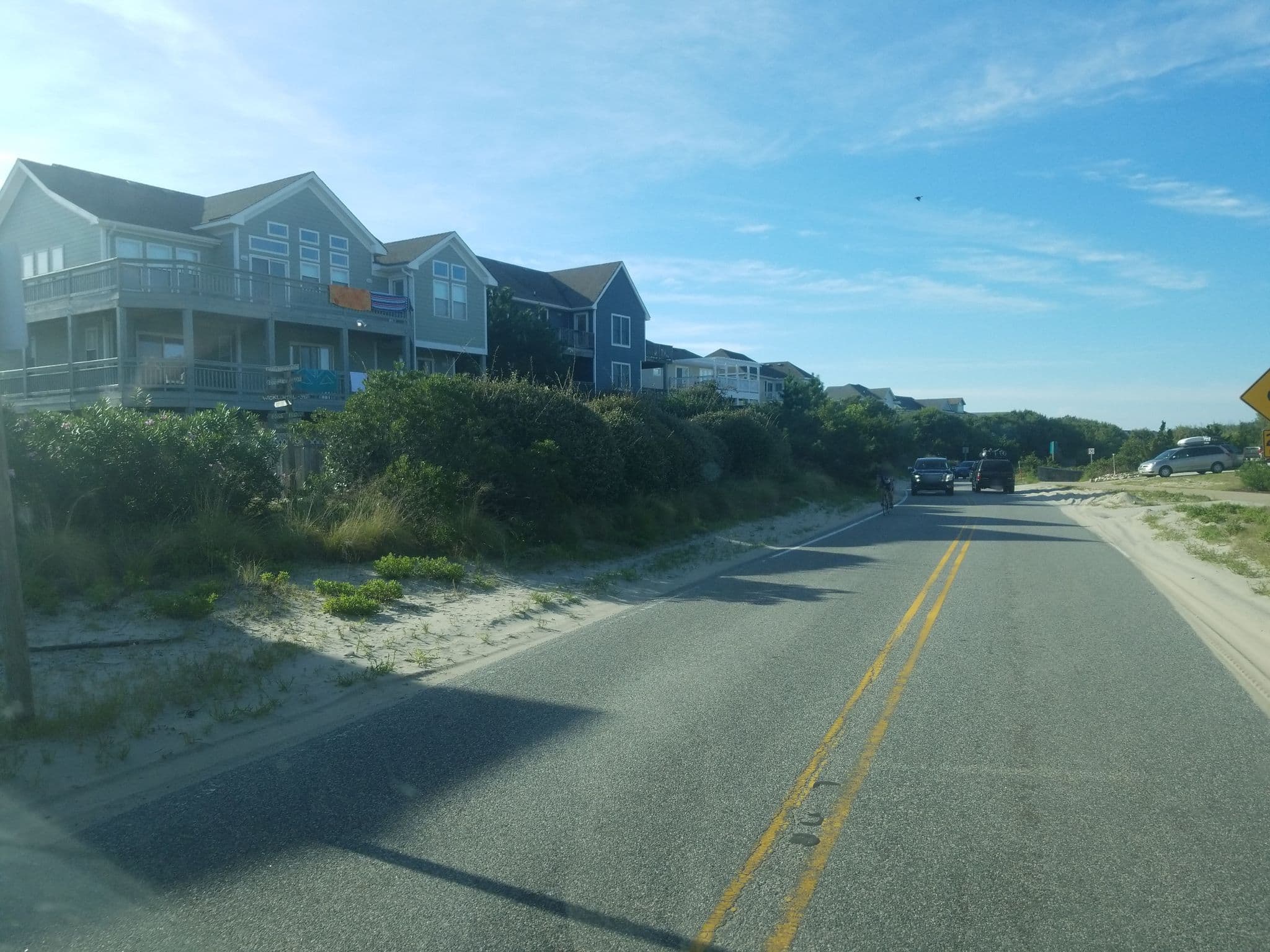 Street view near Ocean Vista, Southern Shores — © jbthemilker (CC BY-SA · Mapillary)