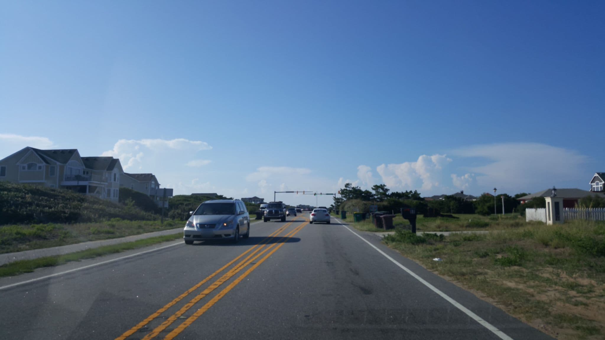 Street view near 94 Ocean Blvd Michie, Southern Shores — © kevinkreiser (CC BY-SA · Mapillary)